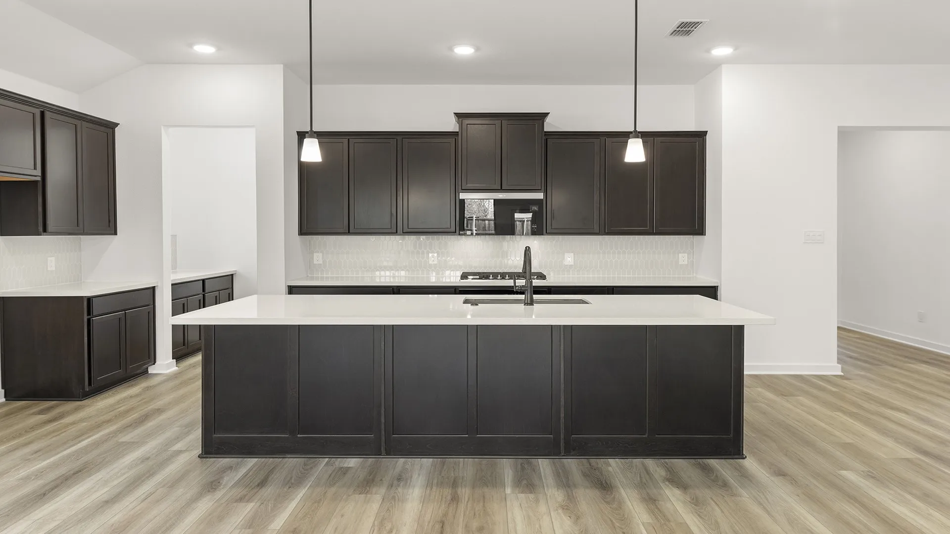 09. 753 Grand Dale - Kitchen