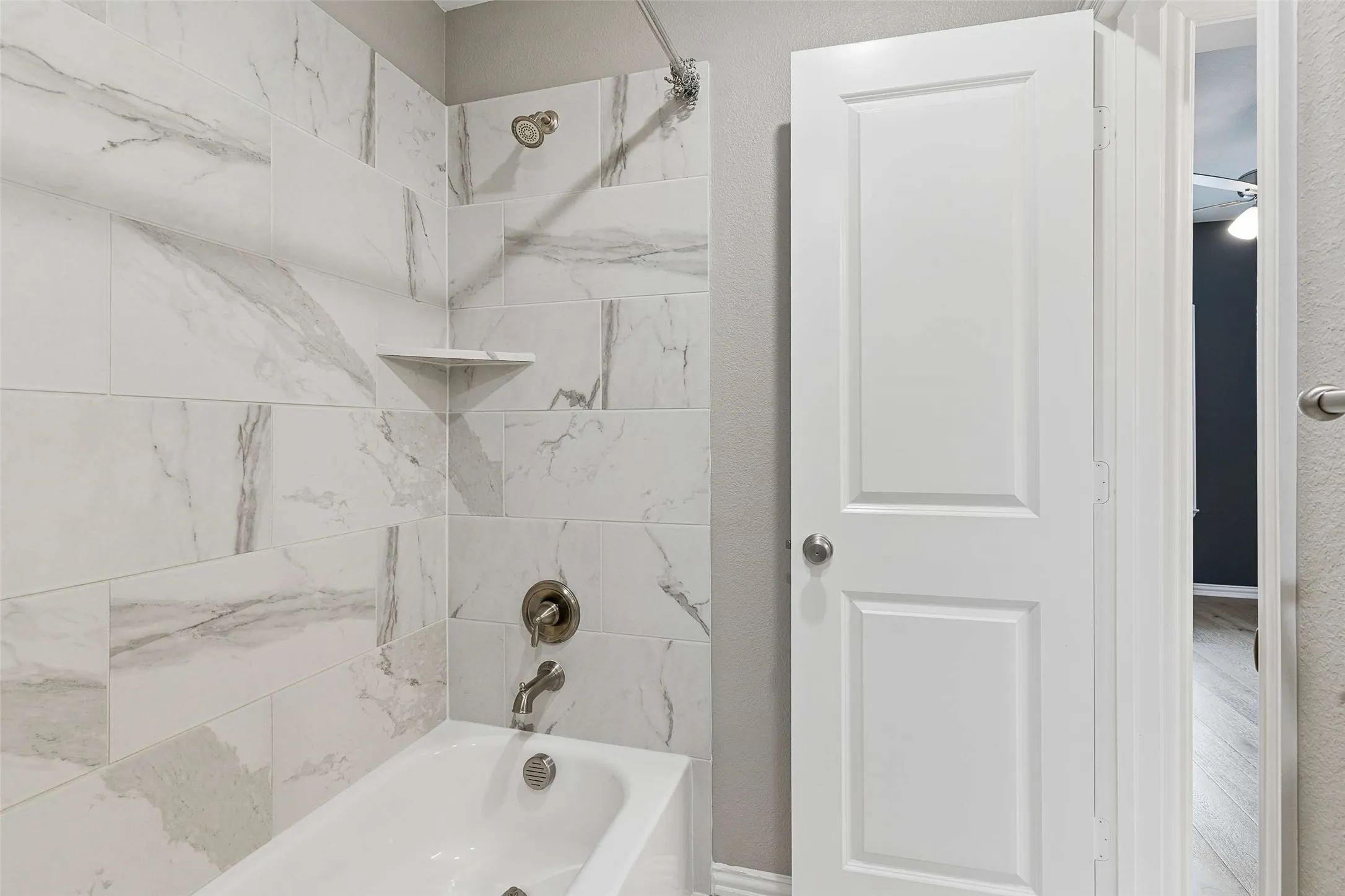 Single Family Residence For Sale in Collin County , 3500 Newport Drive, Prosper, Texas 75078, 5 Bedroom, 6 Bathroom, 3 Garage spaces, 4,321 Sqft, built in 2018, mls#21284638, Real Estate Agent in Prosper, Homes For Sale in Collin county, Homes For Sale in Prosper, Realtor in Prosper Texas, Real Estate Brokerage Independent Realty Texas, Luminita Cordes Realtor