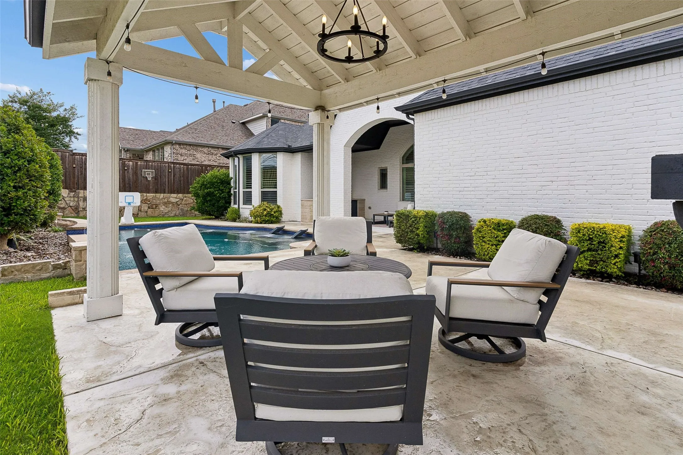 Single Family Residence For Sale in Collin County , 3500 Newport Drive, Prosper, Texas 75078, 5 Bedroom, 6 Bathroom, 3 Garage spaces, 4,321 Sqft, built in 2018, mls#21284638, Real Estate Agent in Prosper, Homes For Sale in Collin county, Homes For Sale in Prosper, Realtor in Prosper Texas, Real Estate Brokerage Independent Realty Texas, Luminita Cordes Realtor
