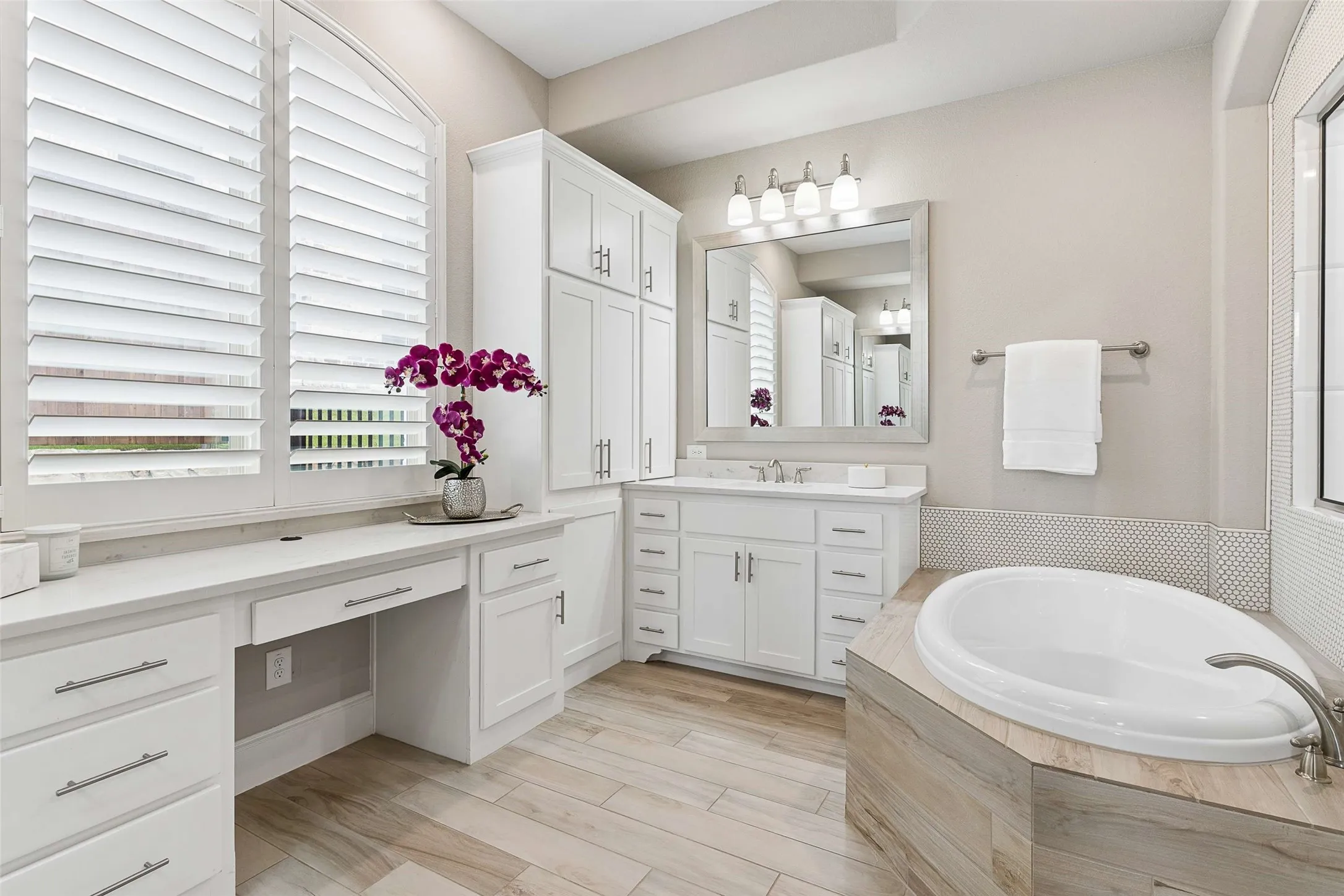 Single Family Residence For Sale in Collin County , 3500 Newport Drive, Prosper, Texas 75078, 5 Bedroom, 6 Bathroom, 3 Garage spaces, 4,321 Sqft, built in 2018, mls#21284638, Real Estate Agent in Prosper, Homes For Sale in Collin county, Homes For Sale in Prosper, Realtor in Prosper Texas, Real Estate Brokerage Independent Realty Texas, Luminita Cordes Realtor