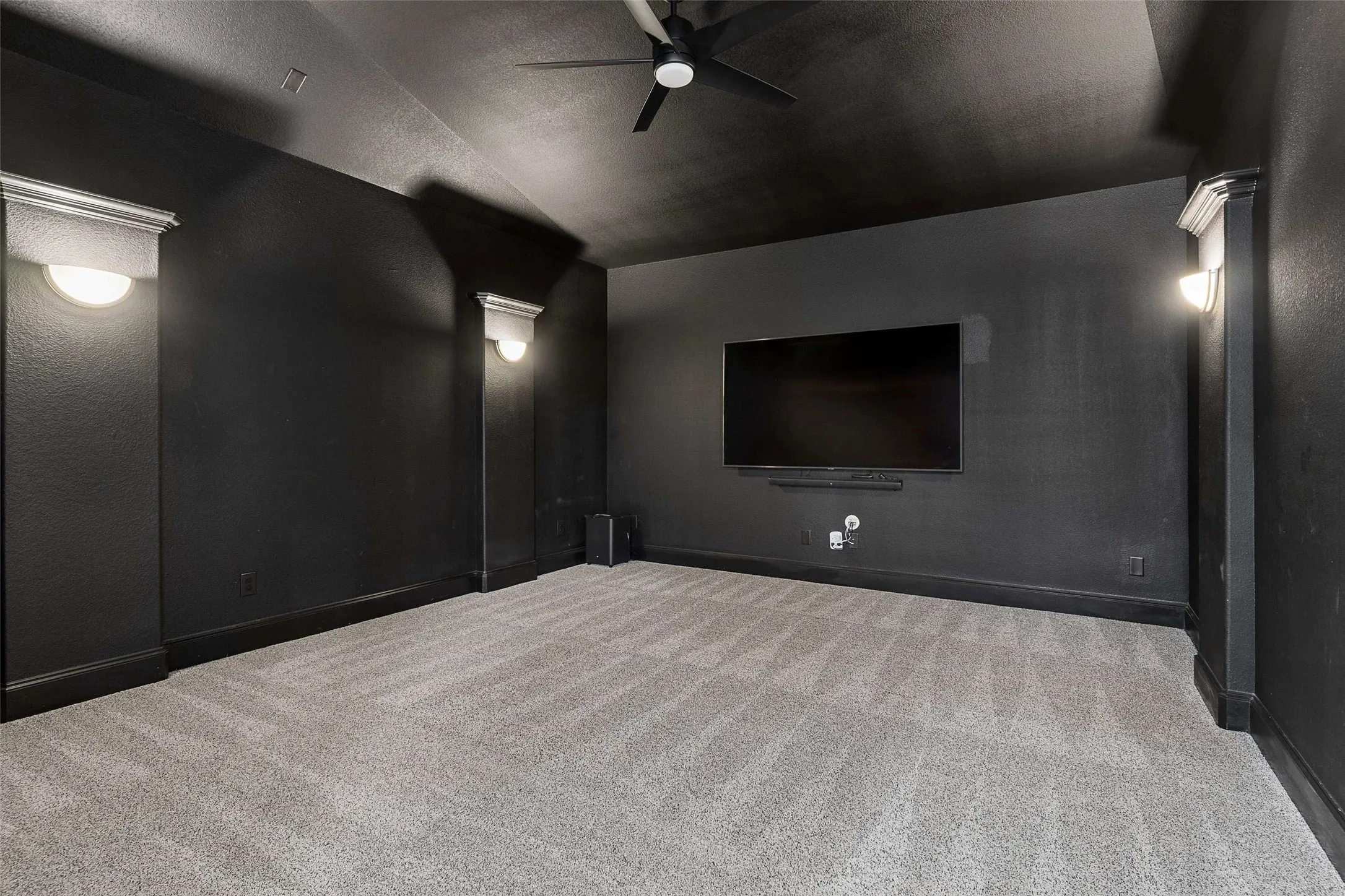 Single Family Residence For Sale in Collin County , 3500 Newport Drive, Prosper, Texas 75078, 5 Bedroom, 6 Bathroom, 3 Garage spaces, 4,321 Sqft, built in 2018, mls#21284638, Real Estate Agent in Prosper, Homes For Sale in Collin county, Homes For Sale in Prosper, Realtor in Prosper Texas, Real Estate Brokerage Independent Realty Texas, Luminita Cordes Realtor