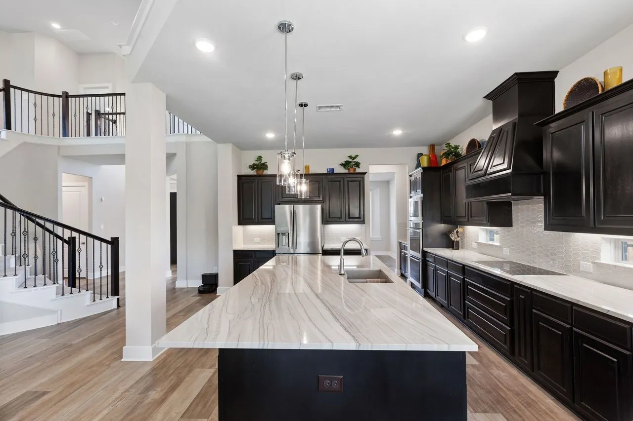 Single Family Residence For Sale in Dallas County , 1938 Silver Creek Lane, Cedar Hill, Texas 75104, 5 Bedroom, 5 Bathroom, 3 Garage spaces, 4,228 Sqft, built in 2024, mls#21284199, Real Estate Agent in Cedar Hill, Homes For Sale in Dallas county, Homes For Sale in Cedar Hill, Realtor in Cedar Hill Texas, Real Estate Brokerage Independent Realty Texas, Luminita Cordes Realtor