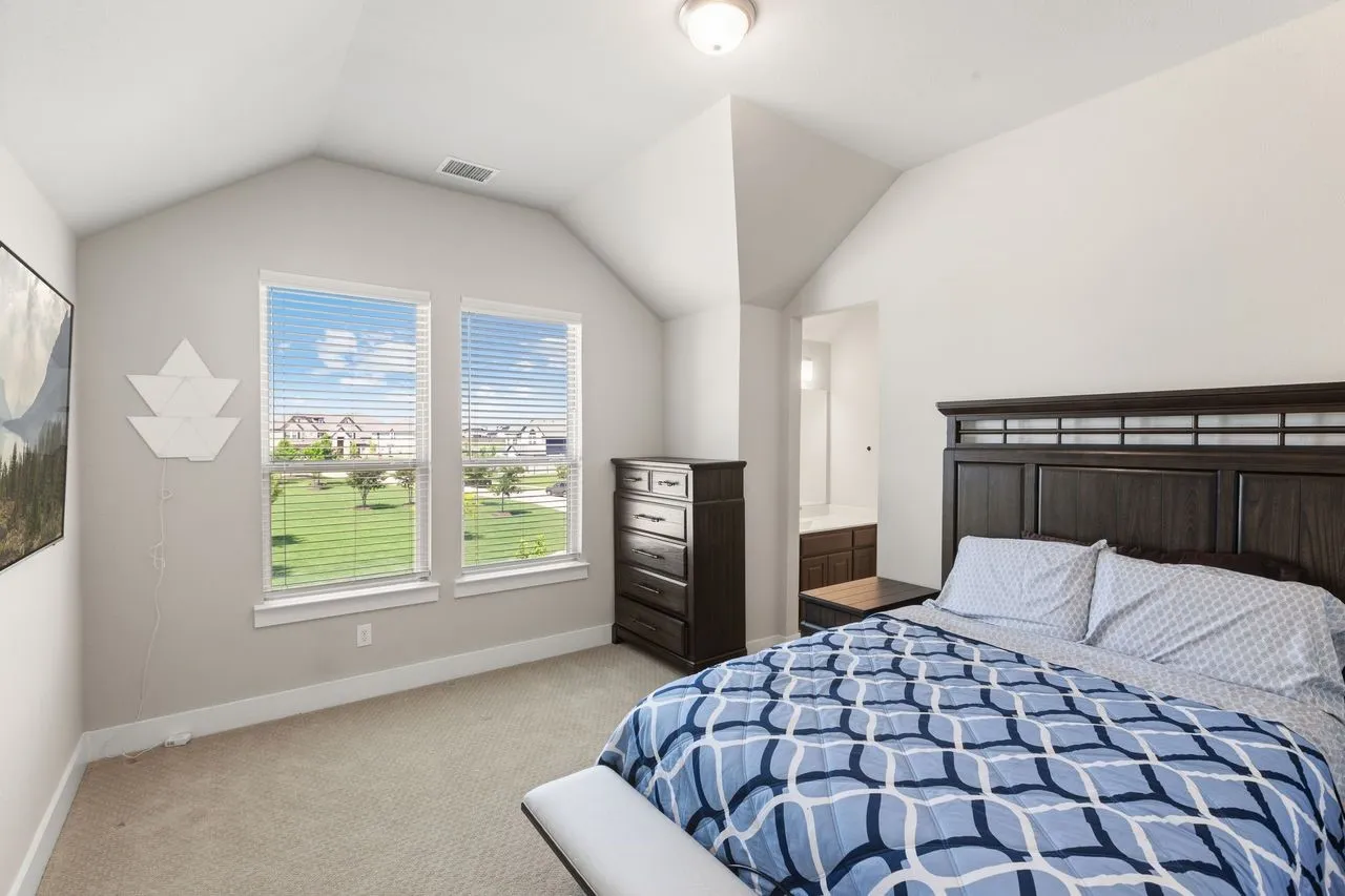 Single Family Residence For Sale in Dallas County , 1938 Silver Creek Lane, Cedar Hill, Texas 75104, 5 Bedroom, 5 Bathroom, 3 Garage spaces, 4,228 Sqft, built in 2024, mls#21284199, Real Estate Agent in Cedar Hill, Homes For Sale in Dallas county, Homes For Sale in Cedar Hill, Realtor in Cedar Hill Texas, Real Estate Brokerage Independent Realty Texas, Luminita Cordes Realtor