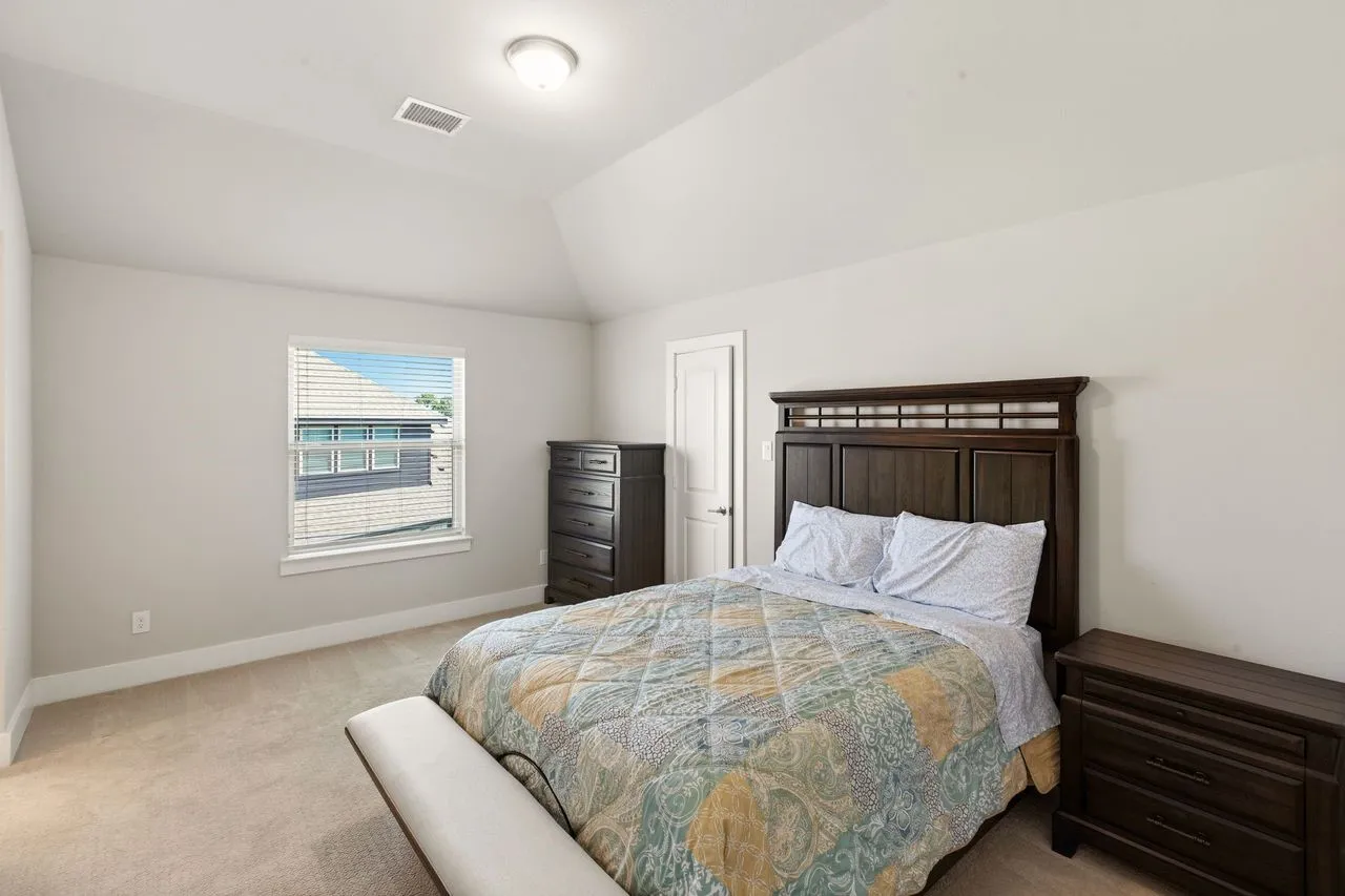 Single Family Residence For Sale in Dallas County , 1938 Silver Creek Lane, Cedar Hill, Texas 75104, 5 Bedroom, 5 Bathroom, 3 Garage spaces, 4,228 Sqft, built in 2024, mls#21284199, Real Estate Agent in Cedar Hill, Homes For Sale in Dallas county, Homes For Sale in Cedar Hill, Realtor in Cedar Hill Texas, Real Estate Brokerage Independent Realty Texas, Luminita Cordes Realtor
