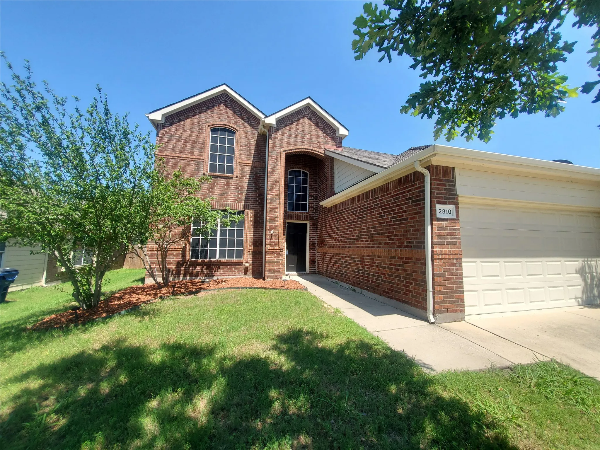Single Family Residence For Rent in Collin County , 2810 Morgan Drive, Celina, Texas 75009, 4 Bedroom, 3 Bathroom, 2 Garage spaces, 2,674 Sqft, built in 2007, mls#21285241, Real Estate Agent in Celina, Homes For Rent in Collin county, Homes For Rent in Celina, Realtor in Celina Texas, Real Estate Brokerage Independent Realty Texas, Luminita Cordes Realtor