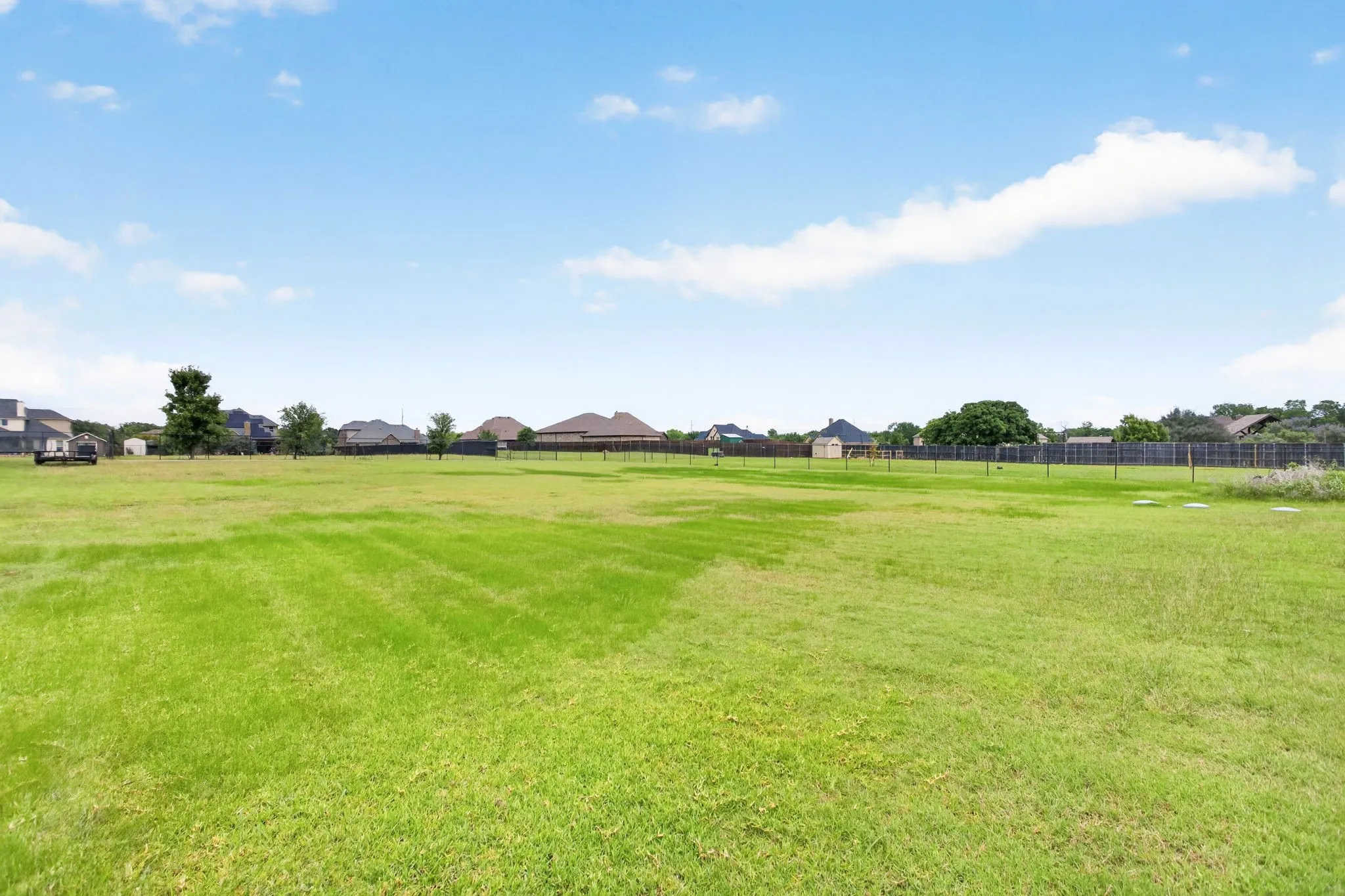 Single Family Residence For Sale in Tarrant County , 7233 Granville Drive, Mansfield, Texas 76063, 4 Bedroom, 4 Bathroom, 3 Garage spaces, 3,251 Sqft, built in 2006, mls#21284693, Real Estate Agent in Mansfield, Homes For Sale in Tarrant county, Homes For Sale in Mansfield, Realtor in Mansfield Texas, Real Estate Brokerage Independent Realty Texas, Luminita Cordes Realtor