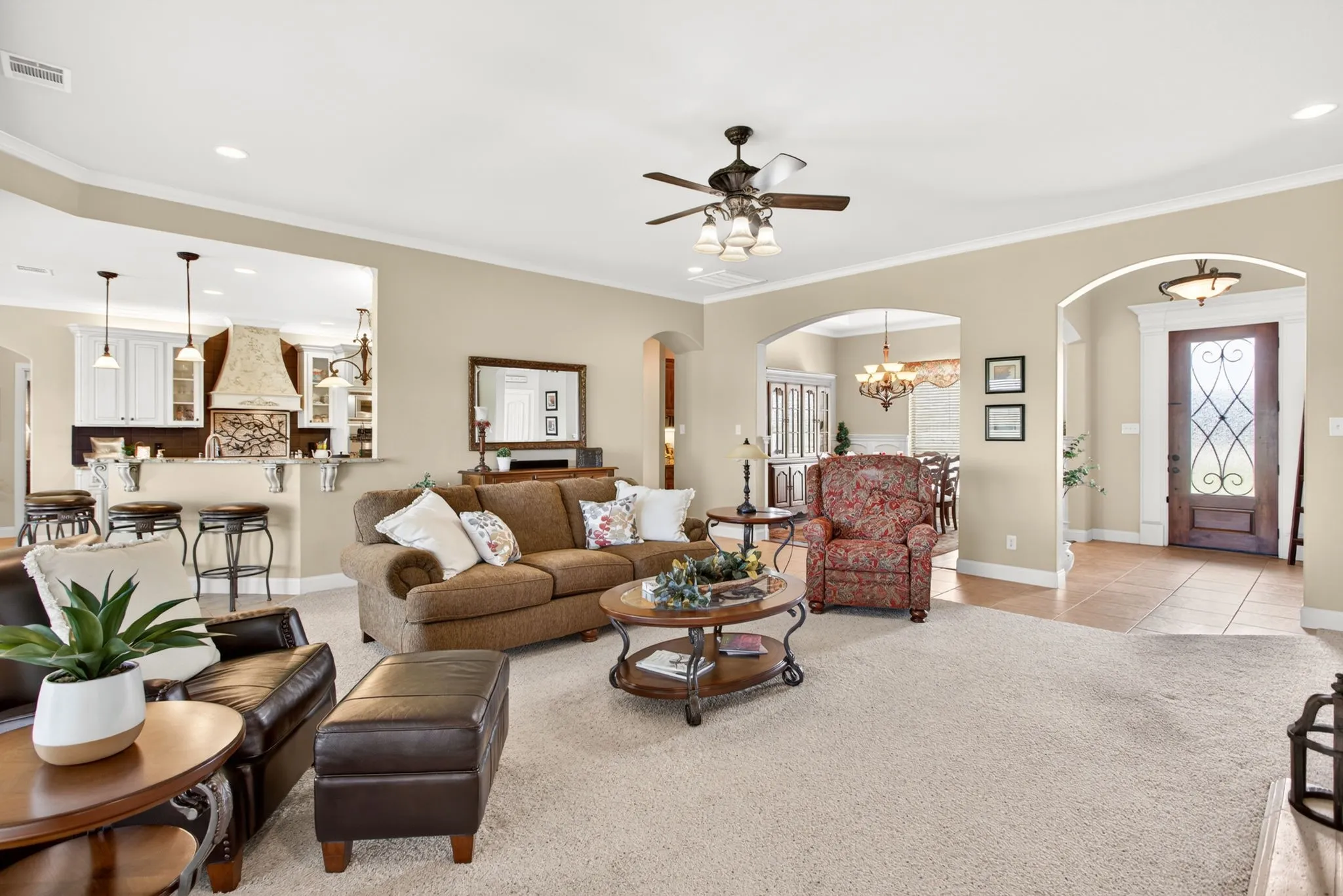 Single Family Residence For Sale in Tarrant County , 7233 Granville Drive, Mansfield, Texas 76063, 4 Bedroom, 4 Bathroom, 3 Garage spaces, 3,251 Sqft, built in 2006, mls#21284693, Real Estate Agent in Mansfield, Homes For Sale in Tarrant county, Homes For Sale in Mansfield, Realtor in Mansfield Texas, Real Estate Brokerage Independent Realty Texas, Luminita Cordes Realtor