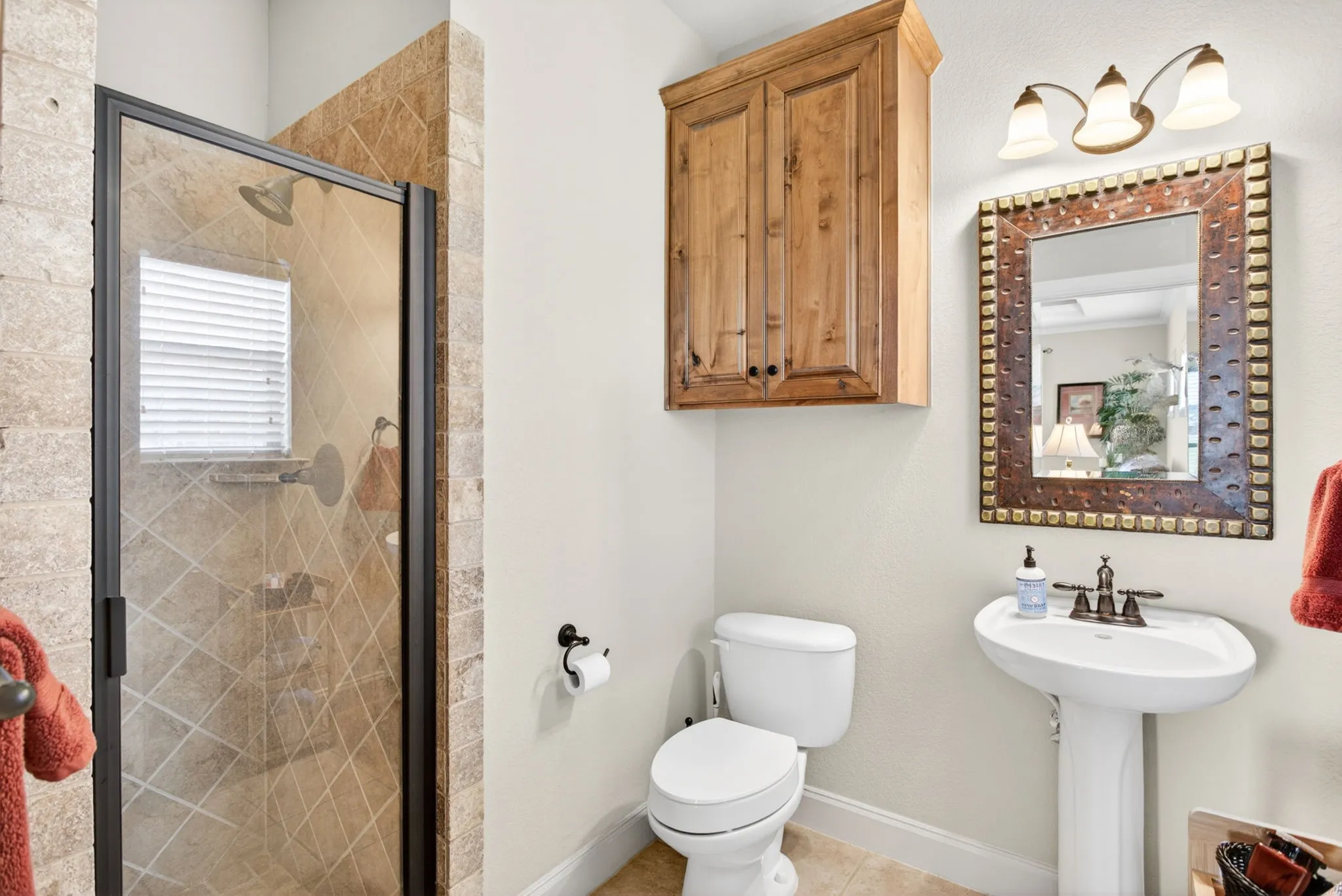 Single Family Residence For Sale in Tarrant County , 7233 Granville Drive, Mansfield, Texas 76063, 4 Bedroom, 4 Bathroom, 3 Garage spaces, 3,251 Sqft, built in 2006, mls#21284693, Real Estate Agent in Mansfield, Homes For Sale in Tarrant county, Homes For Sale in Mansfield, Realtor in Mansfield Texas, Real Estate Brokerage Independent Realty Texas, Luminita Cordes Realtor