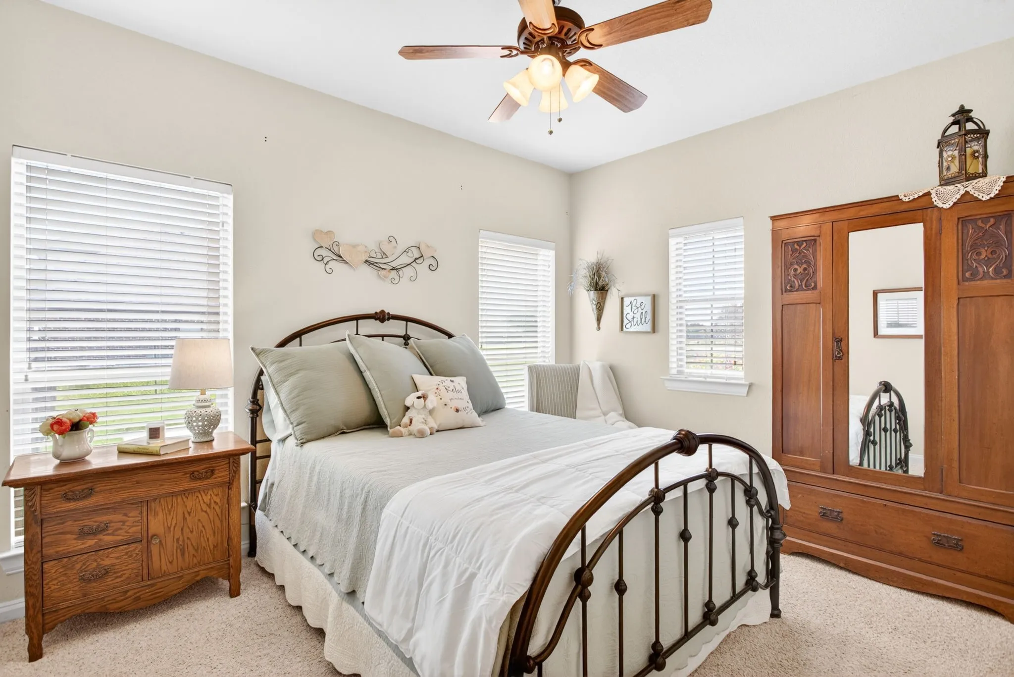 Single Family Residence For Sale in Tarrant County , 7233 Granville Drive, Mansfield, Texas 76063, 4 Bedroom, 4 Bathroom, 3 Garage spaces, 3,251 Sqft, built in 2006, mls#21284693, Real Estate Agent in Mansfield, Homes For Sale in Tarrant county, Homes For Sale in Mansfield, Realtor in Mansfield Texas, Real Estate Brokerage Independent Realty Texas, Luminita Cordes Realtor