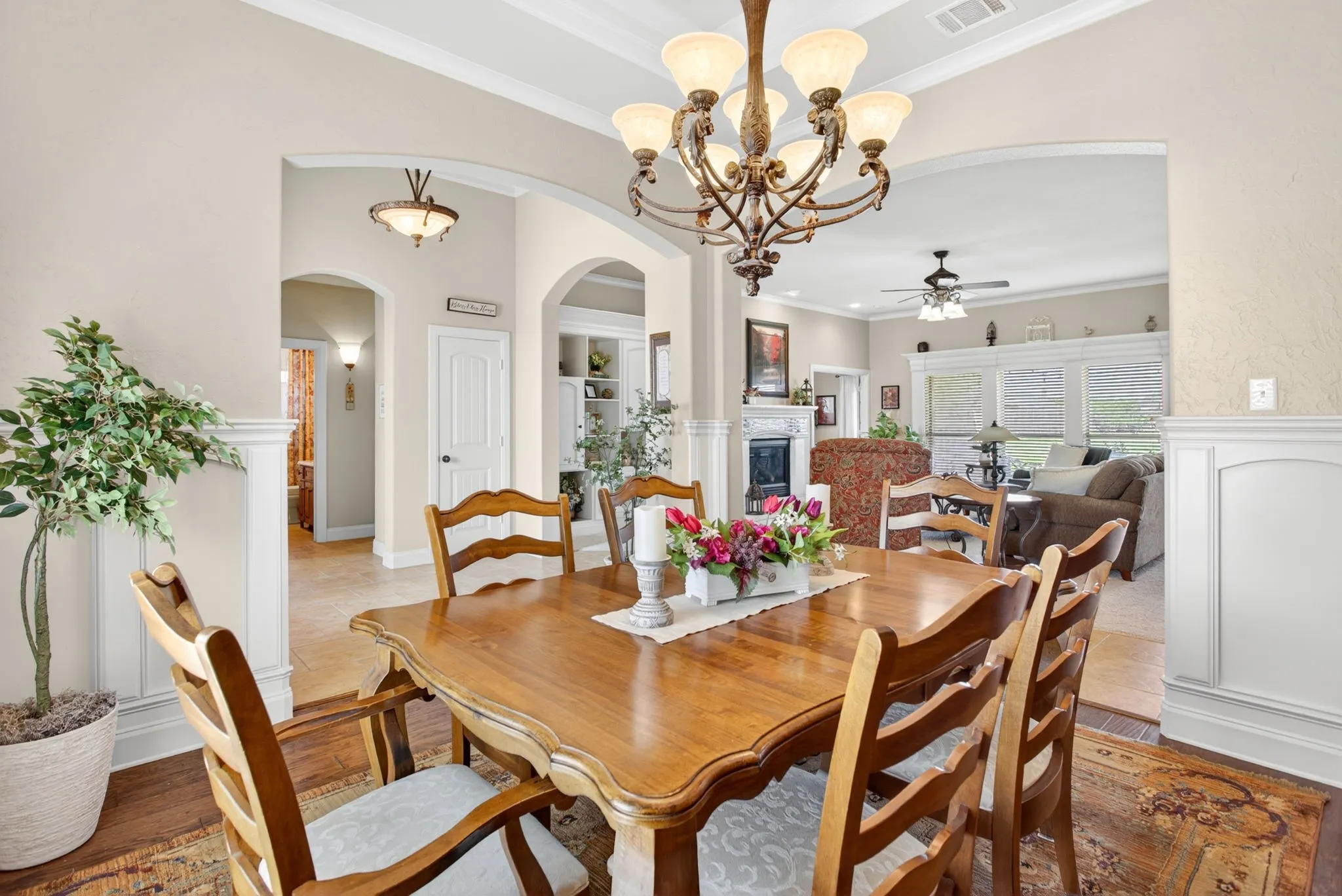 Single Family Residence For Sale in Tarrant County , 7233 Granville Drive, Mansfield, Texas 76063, 4 Bedroom, 4 Bathroom, 3 Garage spaces, 3,251 Sqft, built in 2006, mls#21284693, Real Estate Agent in Mansfield, Homes For Sale in Tarrant county, Homes For Sale in Mansfield, Realtor in Mansfield Texas, Real Estate Brokerage Independent Realty Texas, Luminita Cordes Realtor