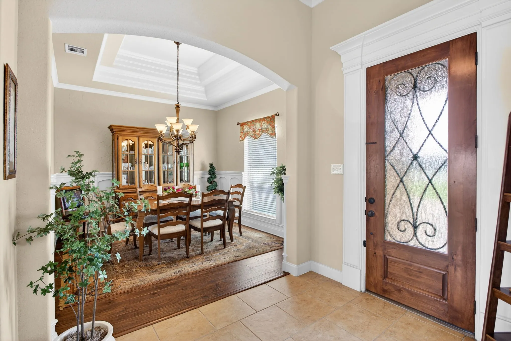 Single Family Residence For Sale in Tarrant County , 7233 Granville Drive, Mansfield, Texas 76063, 4 Bedroom, 4 Bathroom, 3 Garage spaces, 3,251 Sqft, built in 2006, mls#21284693, Real Estate Agent in Mansfield, Homes For Sale in Tarrant county, Homes For Sale in Mansfield, Realtor in Mansfield Texas, Real Estate Brokerage Independent Realty Texas, Luminita Cordes Realtor