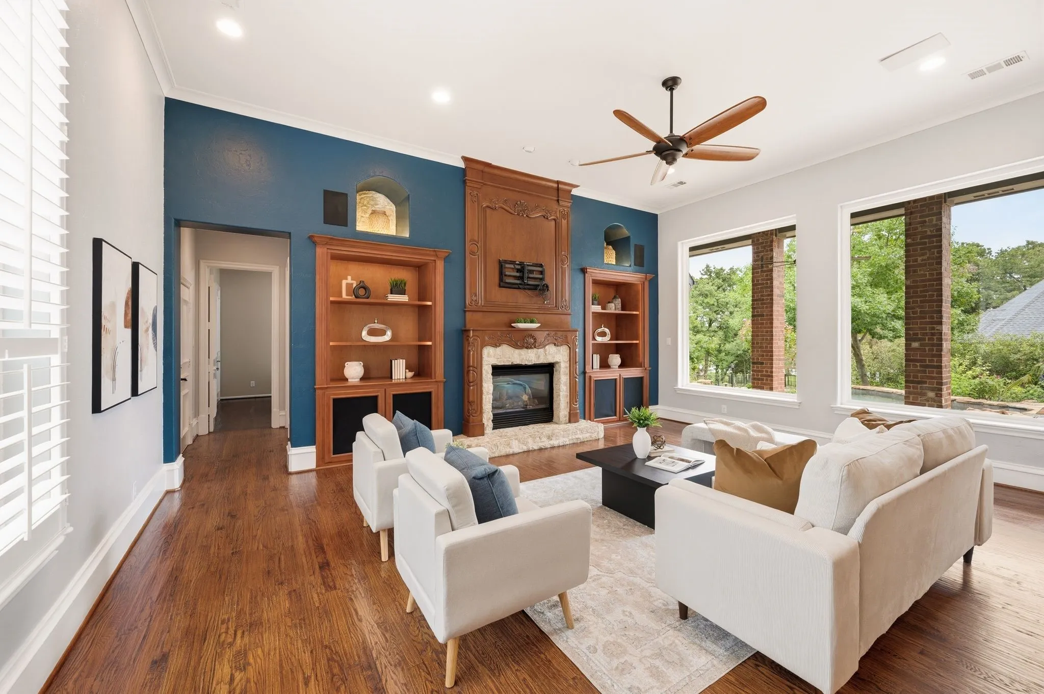 Single Family Residence For Sale in Denton County , 3091 Whispering Oaks Drive, Highland Village, Texas 75077, 5 Bedroom, 5 Bathroom, 3 Garage spaces, 4,668 Sqft, built in 2000, mls#21283186, Real Estate Agent in Highland Village, Homes For Sale in Denton county, Homes For Sale in Highland Village, Realtor in Highland Village Texas, Real Estate Brokerage Independent Realty Texas, Luminita Cordes Realtor