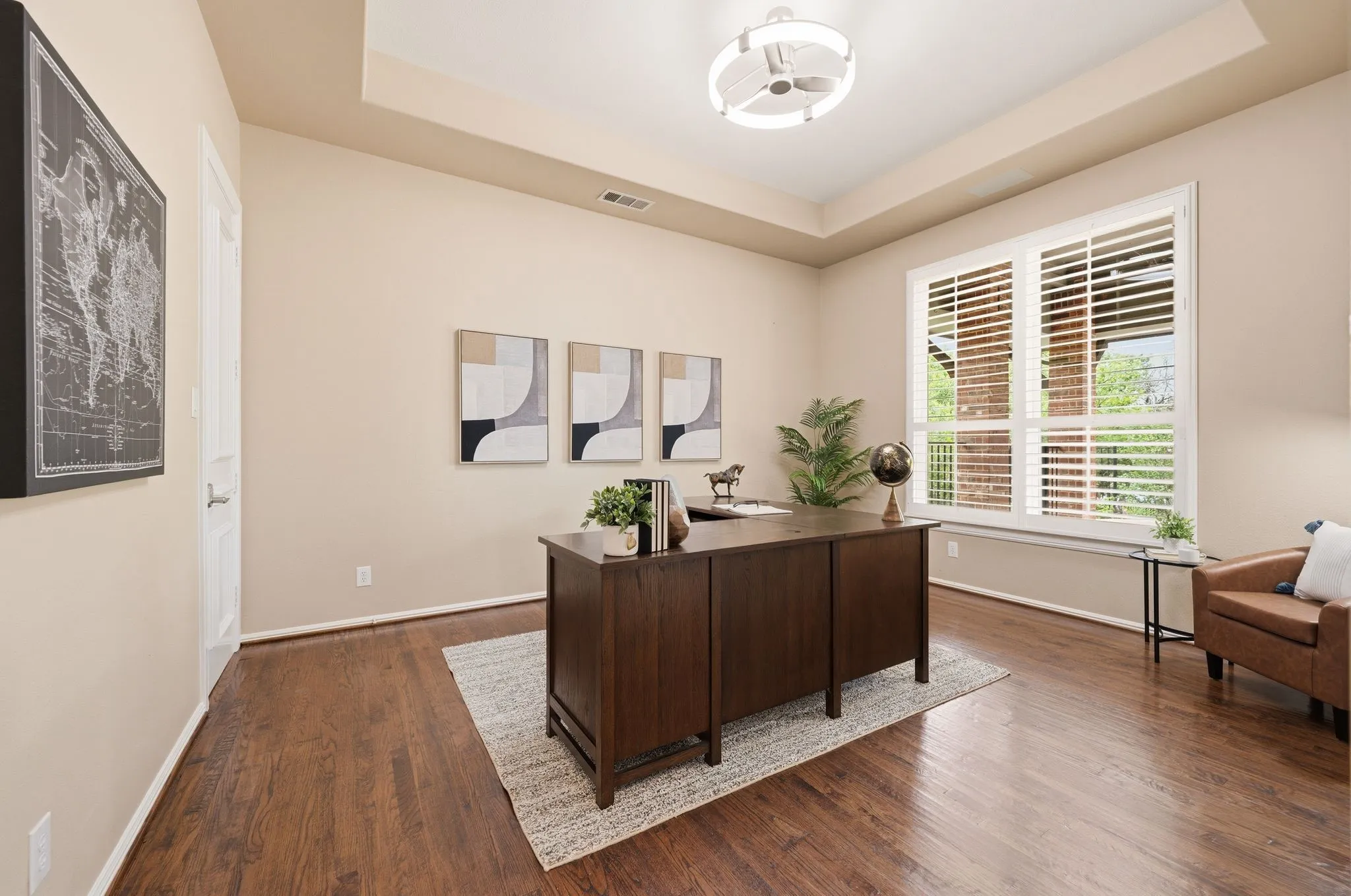 Single Family Residence For Sale in Denton County , 3091 Whispering Oaks Drive, Highland Village, Texas 75077, 5 Bedroom, 5 Bathroom, 3 Garage spaces, 4,668 Sqft, built in 2000, mls#21283186, Real Estate Agent in Highland Village, Homes For Sale in Denton county, Homes For Sale in Highland Village, Realtor in Highland Village Texas, Real Estate Brokerage Independent Realty Texas, Luminita Cordes Realtor
