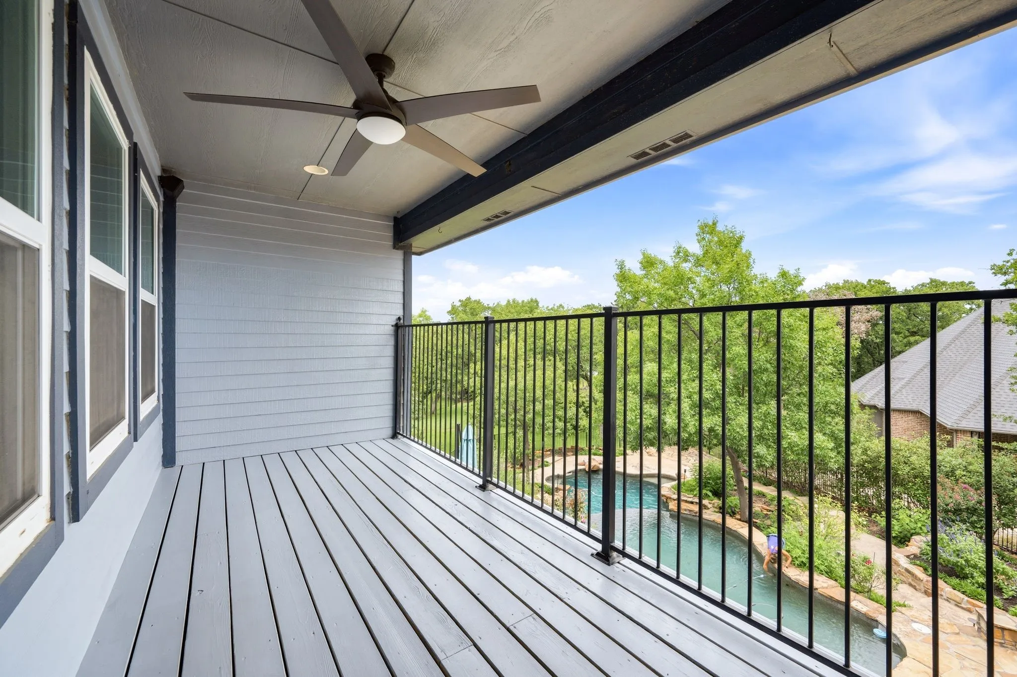 Single Family Residence For Sale in Denton County , 3091 Whispering Oaks Drive, Highland Village, Texas 75077, 5 Bedroom, 5 Bathroom, 3 Garage spaces, 4,668 Sqft, built in 2000, mls#21283186, Real Estate Agent in Highland Village, Homes For Sale in Denton county, Homes For Sale in Highland Village, Realtor in Highland Village Texas, Real Estate Brokerage Independent Realty Texas, Luminita Cordes Realtor