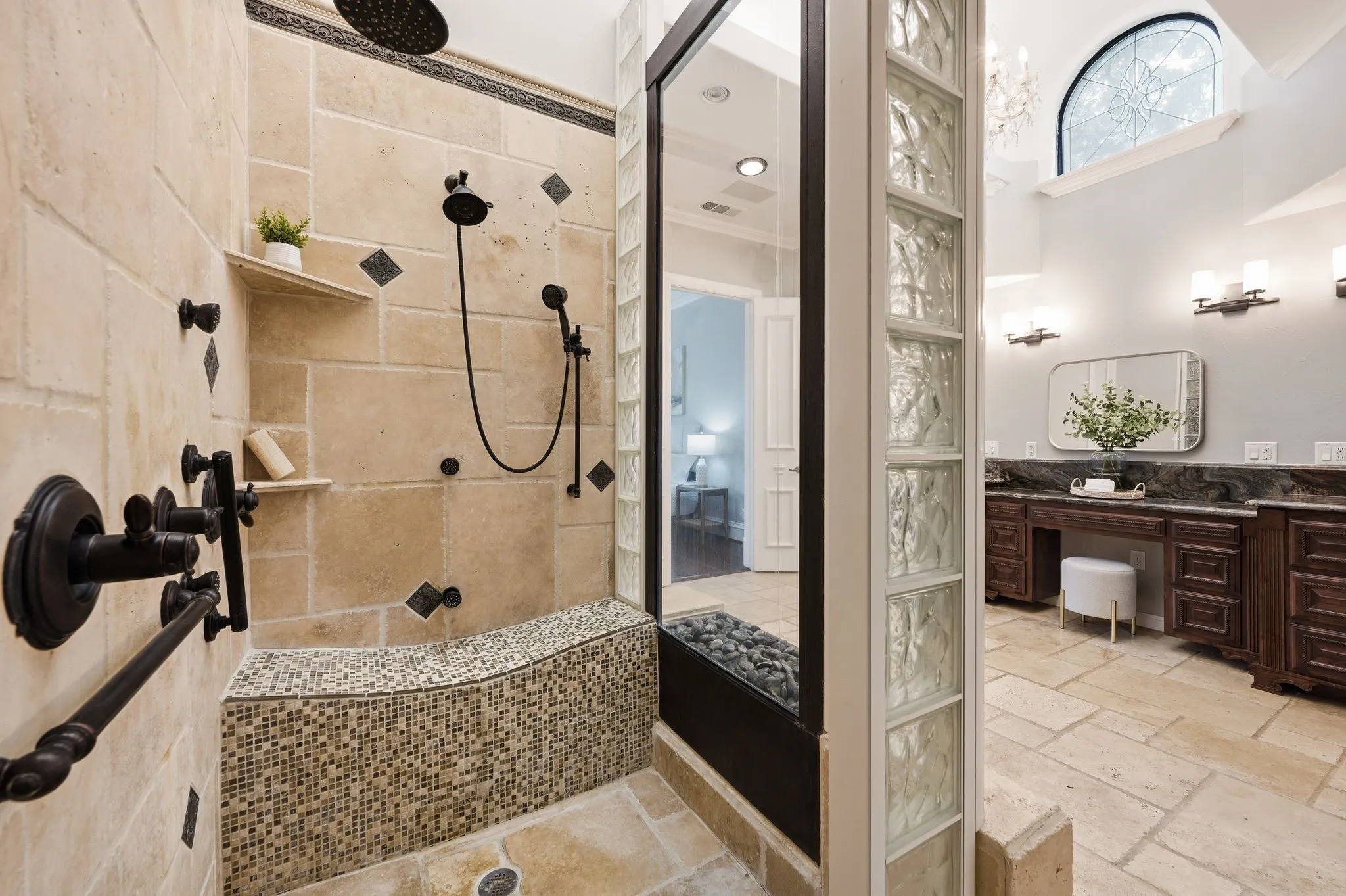Single Family Residence For Sale in Denton County , 3091 Whispering Oaks Drive, Highland Village, Texas 75077, 5 Bedroom, 5 Bathroom, 3 Garage spaces, 4,668 Sqft, built in 2000, mls#21283186, Real Estate Agent in Highland Village, Homes For Sale in Denton county, Homes For Sale in Highland Village, Realtor in Highland Village Texas, Real Estate Brokerage Independent Realty Texas, Luminita Cordes Realtor