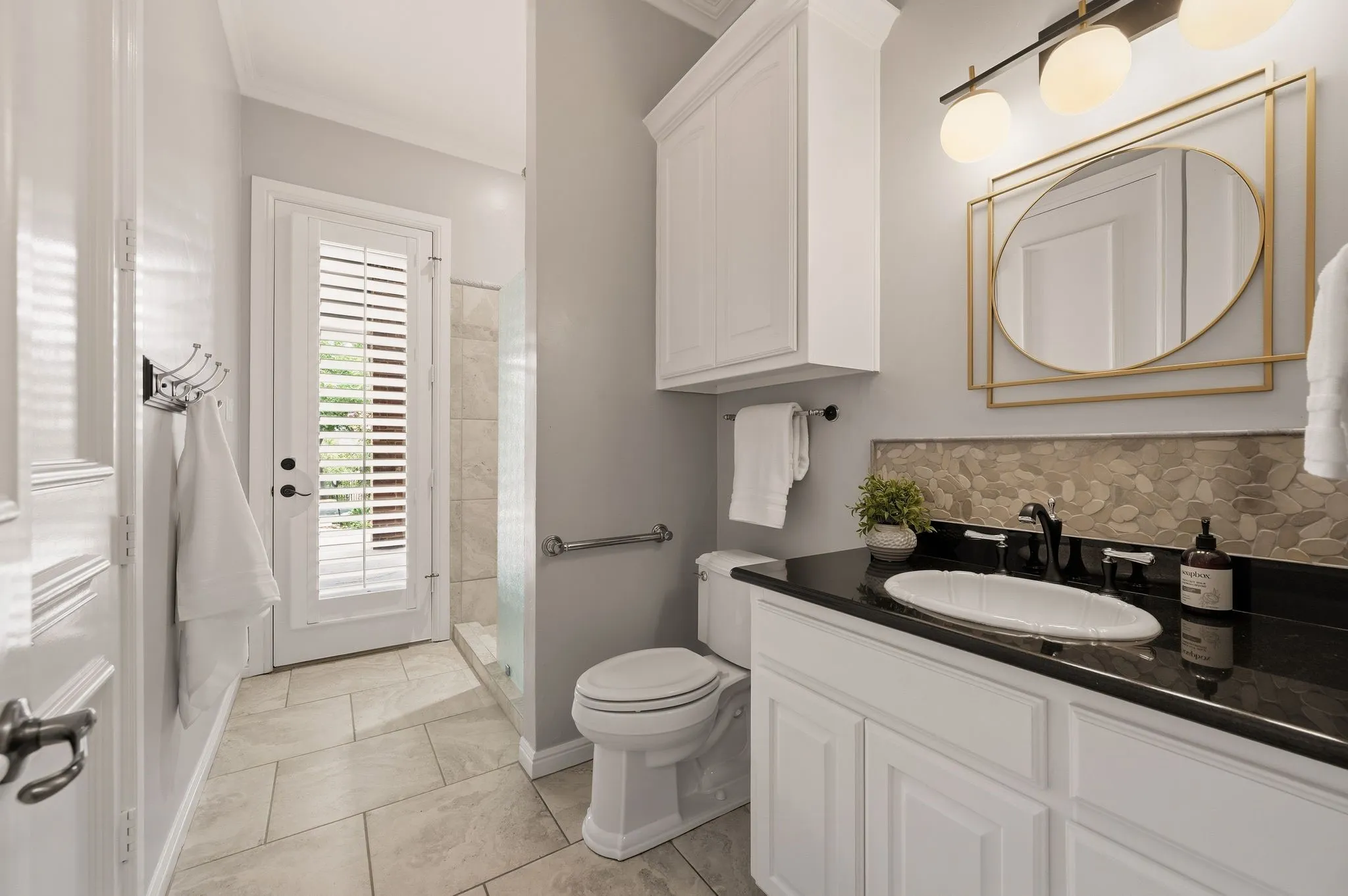 Single Family Residence For Sale in Denton County , 3091 Whispering Oaks Drive, Highland Village, Texas 75077, 5 Bedroom, 5 Bathroom, 3 Garage spaces, 4,668 Sqft, built in 2000, mls#21283186, Real Estate Agent in Highland Village, Homes For Sale in Denton county, Homes For Sale in Highland Village, Realtor in Highland Village Texas, Real Estate Brokerage Independent Realty Texas, Luminita Cordes Realtor