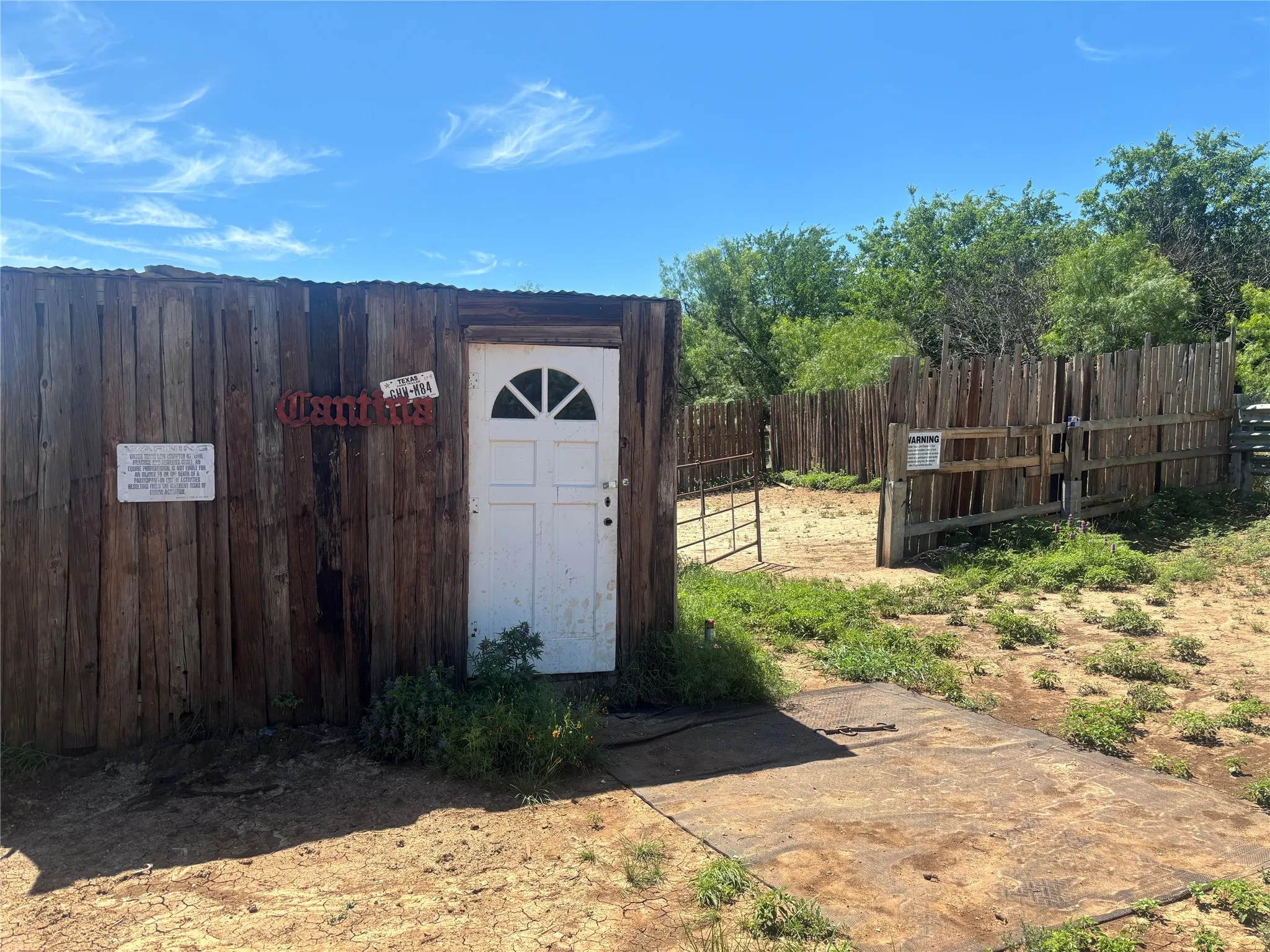 Improved Land For Sale in Comanche County , 901 W Cherokee Avenue, Comanche, Texas 76442, 0, 0, Garage spaces, 0 Sqft, built in 0, mls#21285267, Real Estate Agent in Comanche, Homes For Sale in Comanche county, Homes For Sale in Comanche, Realtor in Comanche Texas, Real Estate Brokerage Independent Realty Texas, Luminita Cordes Realtor