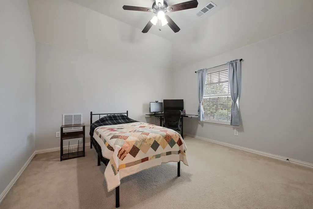 Single Family Residence For Sale in Collin County , 710 Essex Drive, Prosper, Texas 75078, 5 Bedroom, 5 Bathroom, 3 Garage spaces, 4,555 Sqft, built in 2009, mls#21282312, Real Estate Agent in Prosper, Homes For Sale in Collin county, Homes For Sale in Prosper, Realtor in Prosper Texas, Real Estate Brokerage Independent Realty Texas, Luminita Cordes Realtor