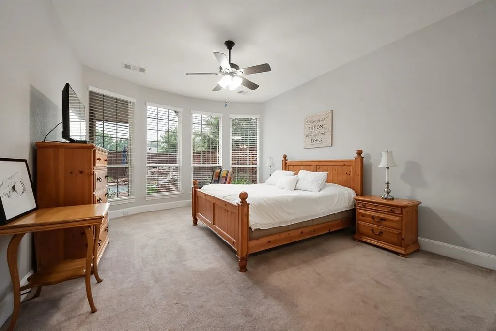 Single Family Residence For Sale in Collin County , 710 Essex Drive, Prosper, Texas 75078, 5 Bedroom, 5 Bathroom, 3 Garage spaces, 4,555 Sqft, built in 2009, mls#21282312, Real Estate Agent in Prosper, Homes For Sale in Collin county, Homes For Sale in Prosper, Realtor in Prosper Texas, Real Estate Brokerage Independent Realty Texas, Luminita Cordes Realtor
