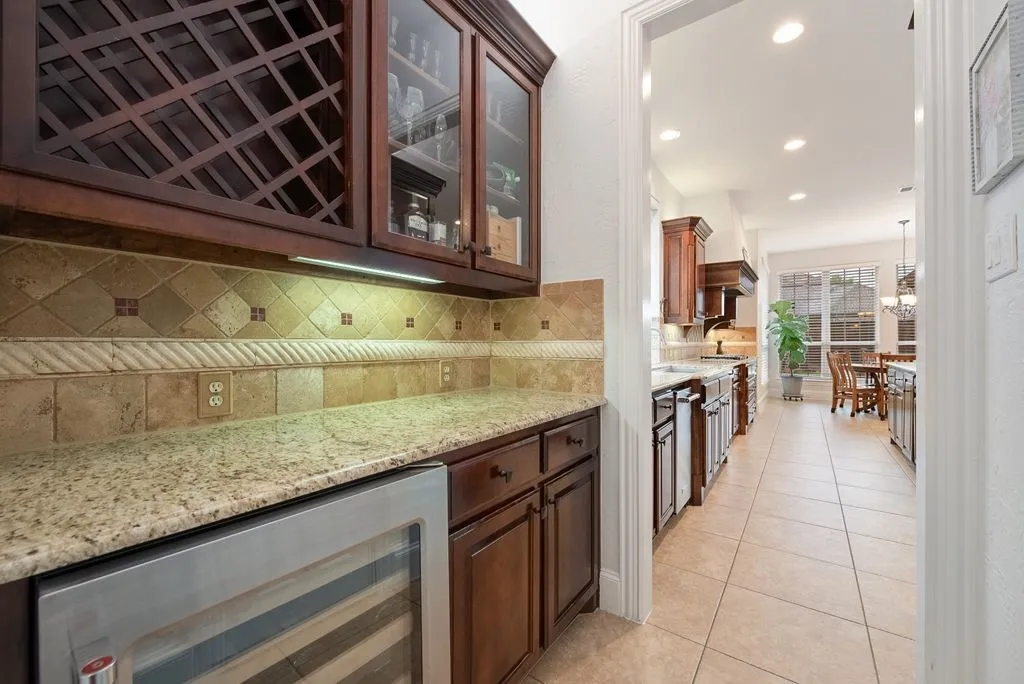 Single Family Residence For Sale in Collin County , 710 Essex Drive, Prosper, Texas 75078, 5 Bedroom, 5 Bathroom, 3 Garage spaces, 4,555 Sqft, built in 2009, mls#21282312, Real Estate Agent in Prosper, Homes For Sale in Collin county, Homes For Sale in Prosper, Realtor in Prosper Texas, Real Estate Brokerage Independent Realty Texas, Luminita Cordes Realtor