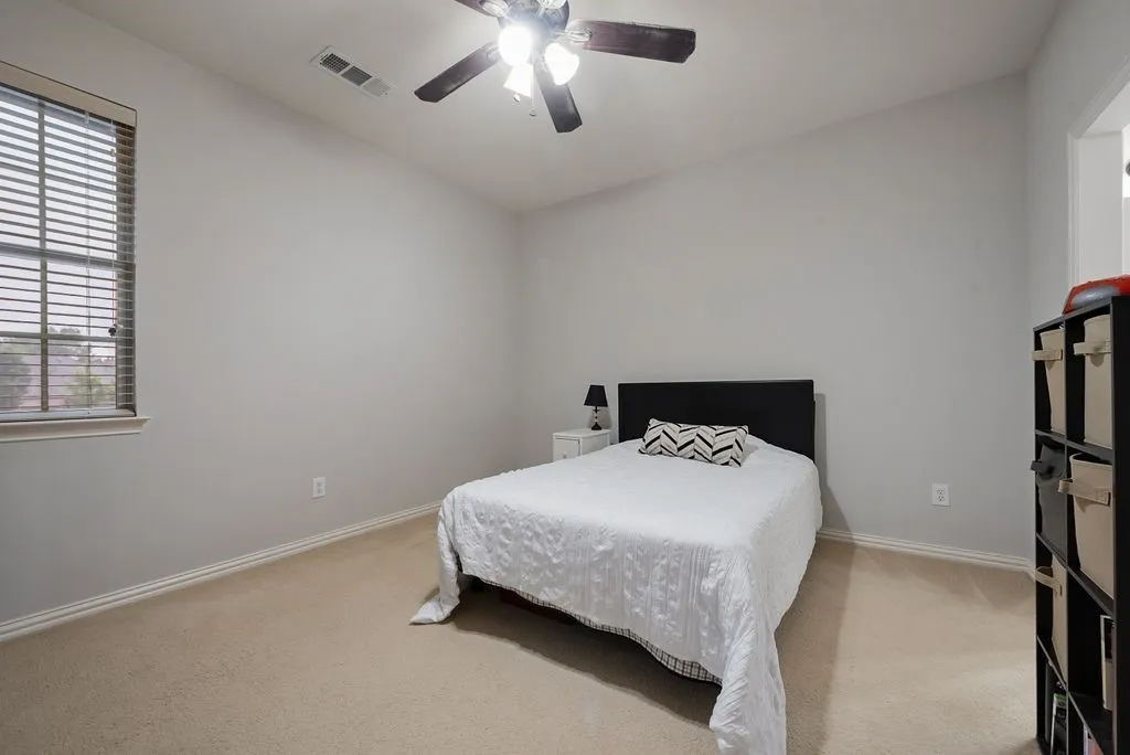 Single Family Residence For Sale in Collin County , 710 Essex Drive, Prosper, Texas 75078, 5 Bedroom, 5 Bathroom, 3 Garage spaces, 4,555 Sqft, built in 2009, mls#21282312, Real Estate Agent in Prosper, Homes For Sale in Collin county, Homes For Sale in Prosper, Realtor in Prosper Texas, Real Estate Brokerage Independent Realty Texas, Luminita Cordes Realtor