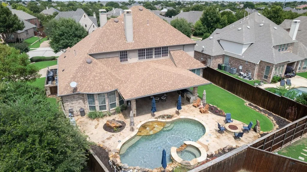 Single Family Residence For Sale in Collin County , 710 Essex Drive, Prosper, Texas 75078, 5 Bedroom, 5 Bathroom, 3 Garage spaces, 4,555 Sqft, built in 2009, mls#21282312, Real Estate Agent in Prosper, Homes For Sale in Collin county, Homes For Sale in Prosper, Realtor in Prosper Texas, Real Estate Brokerage Independent Realty Texas, Luminita Cordes Realtor