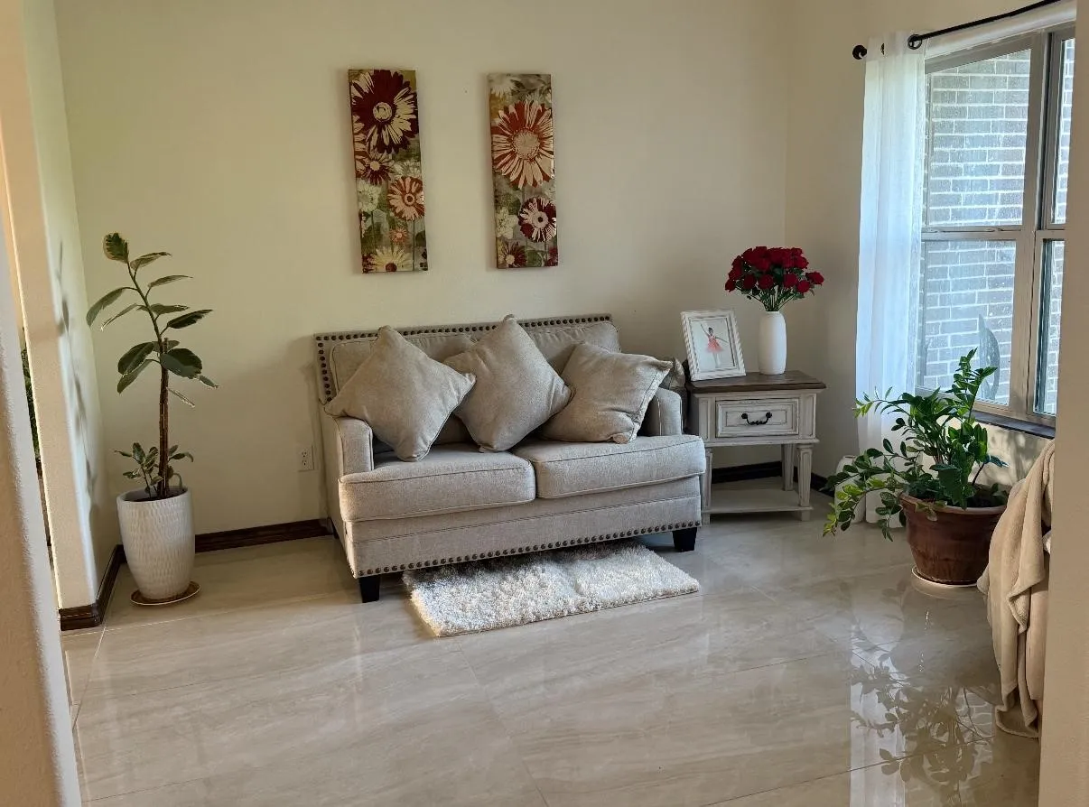 Single Family Residence For Sale in Hopkins County , 2219 Farm Road 275 N, Cumby, Texas 75433, 3 Bedroom, 2 Bathroom, 2 Garage spaces, 2,650 Sqft, built in 2022, mls#21285189, Real Estate Agent in Cumby, Homes For Sale in Hopkins county, Homes For Sale in Cumby, Realtor in Cumby Texas, Real Estate Brokerage Independent Realty Texas, Luminita Cordes Realtor