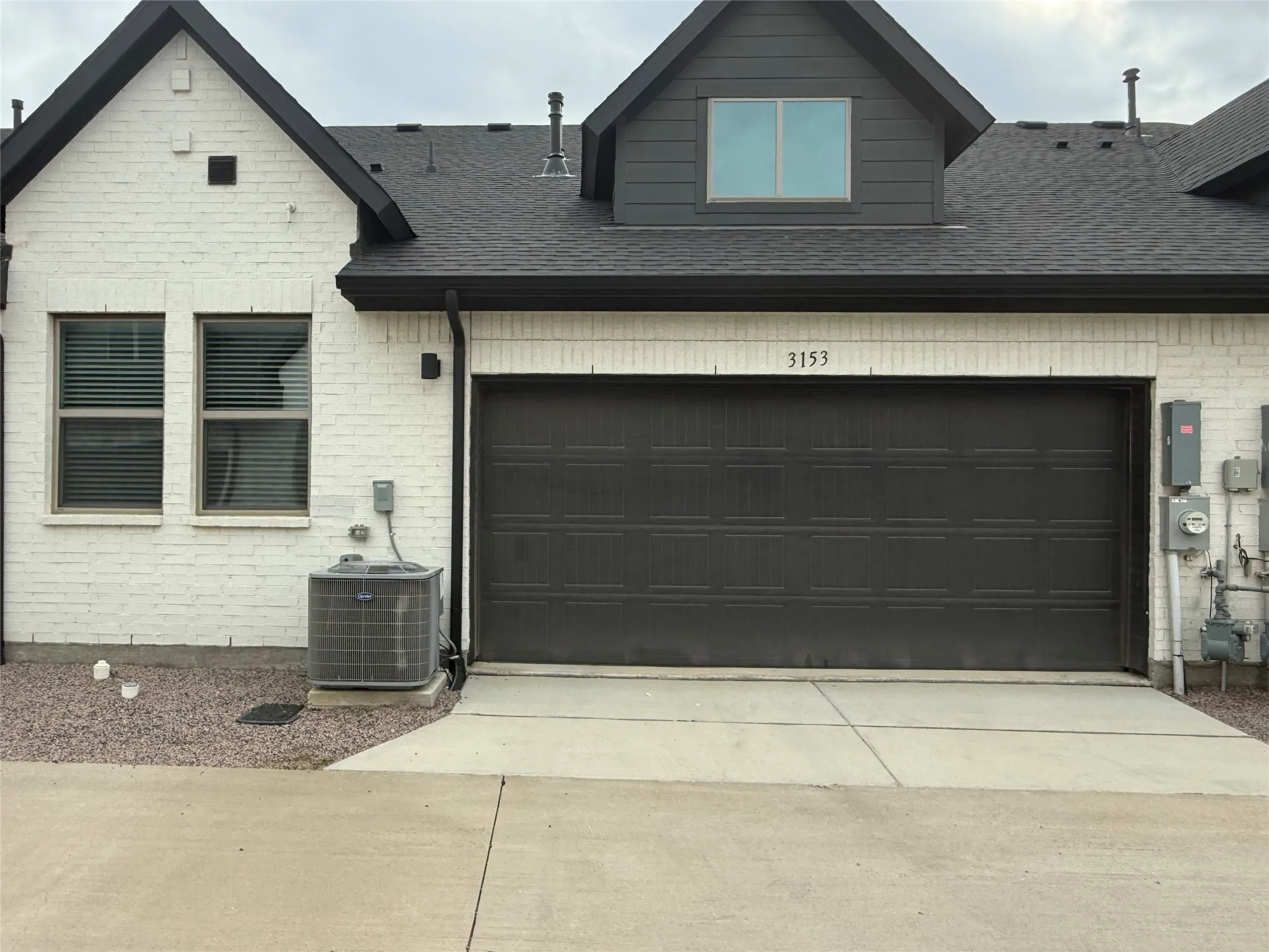 Townhouse For Rent in Tarrant County , 3153 Winter Rose Way RR # 7, Arlington, Texas 76005, 2 Bedroom, 2 Bathroom, 2 Garage spaces, 1,367 Sqft, built in 2023, mls#21285322, Real Estate Agent in Arlington, Homes For Rent in Tarrant county, Homes For Rent in Arlington, Realtor in Arlington Texas, Real Estate Brokerage Independent Realty Texas, Luminita Cordes Realtor