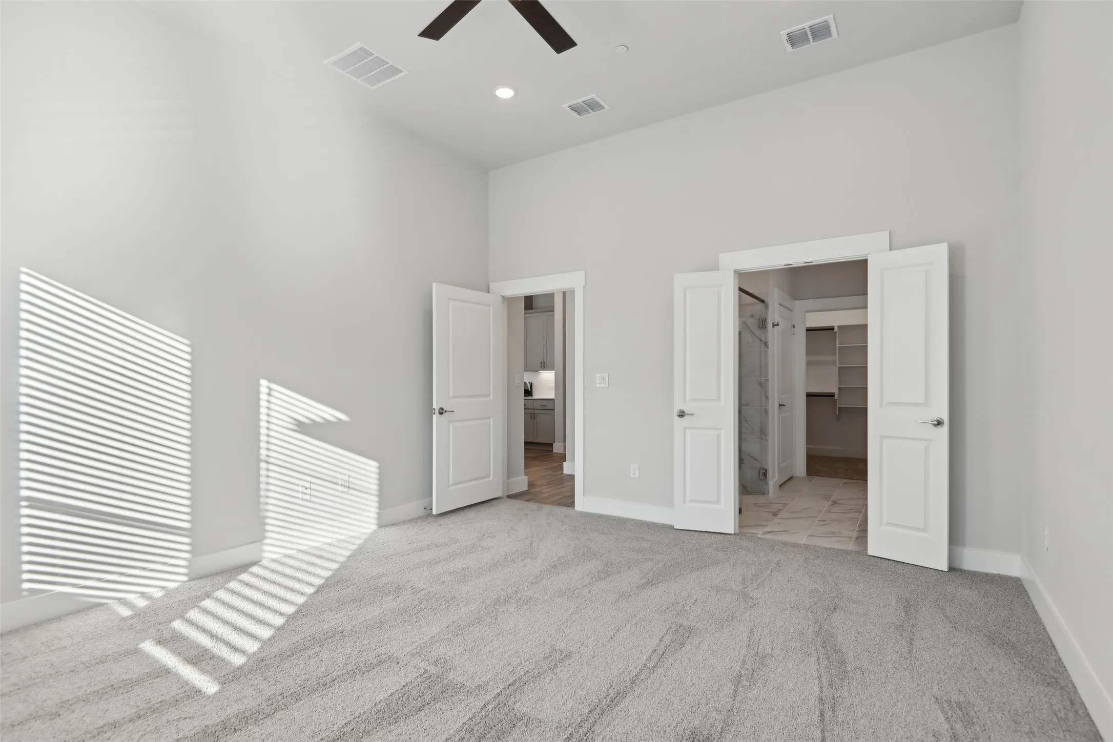 Townhouse For Rent in Tarrant County , 3153 Winter Rose Way RR # 7, Arlington, Texas 76005, 2 Bedroom, 2 Bathroom, 2 Garage spaces, 1,367 Sqft, built in 2023, mls#21285322, Real Estate Agent in Arlington, Homes For Rent in Tarrant county, Homes For Rent in Arlington, Realtor in Arlington Texas, Real Estate Brokerage Independent Realty Texas, Luminita Cordes Realtor