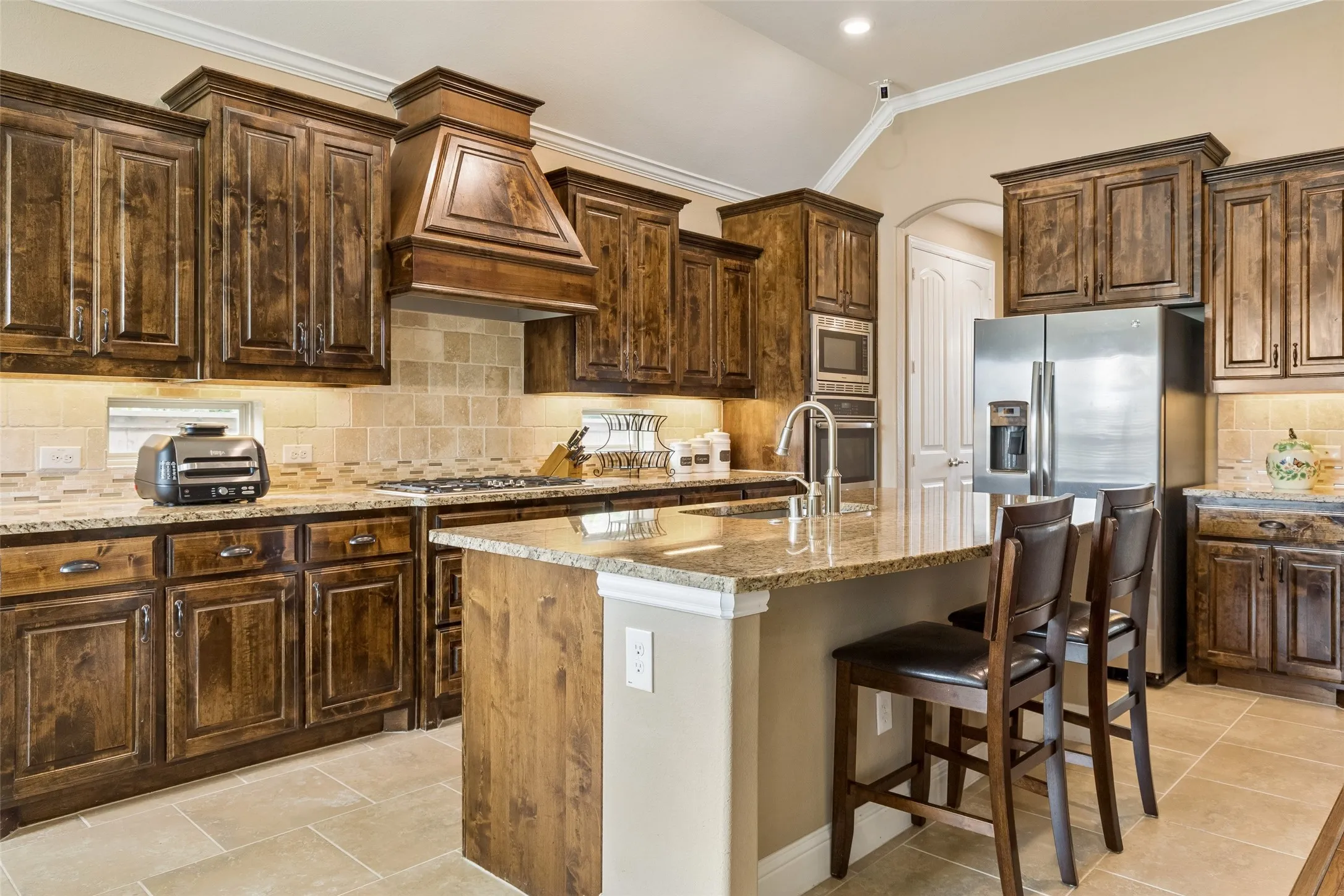 Single Family Residence For Sale in Denton County , 16157 Moss Haven Lane, Frisco, Texas 75033, 3 Bedroom, 4 Bathroom, 2 Garage spaces, 2,820 Sqft, built in 2017, mls#21285085, Real Estate Agent in Frisco, Homes For Sale in Denton county, Homes For Sale in Frisco, Realtor in Frisco Texas, Real Estate Brokerage Independent Realty Texas, Luminita Cordes Realtor