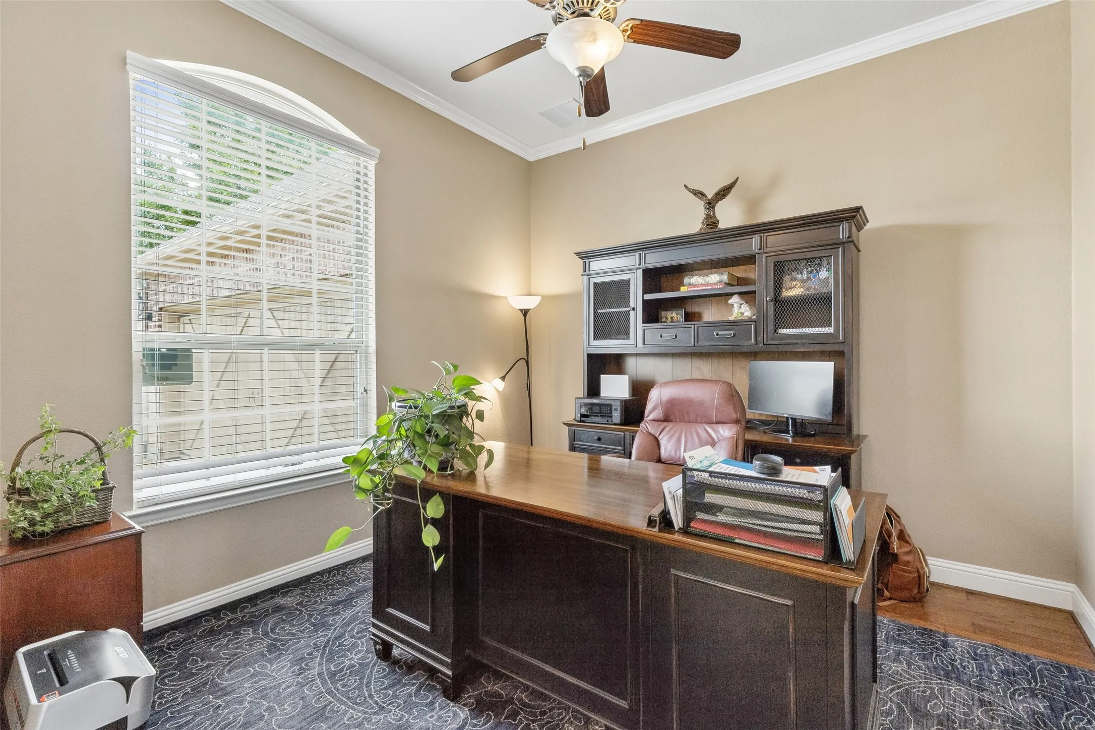 Single Family Residence For Sale in Denton County , 16157 Moss Haven Lane, Frisco, Texas 75033, 3 Bedroom, 4 Bathroom, 2 Garage spaces, 2,820 Sqft, built in 2017, mls#21285085, Real Estate Agent in Frisco, Homes For Sale in Denton county, Homes For Sale in Frisco, Realtor in Frisco Texas, Real Estate Brokerage Independent Realty Texas, Luminita Cordes Realtor