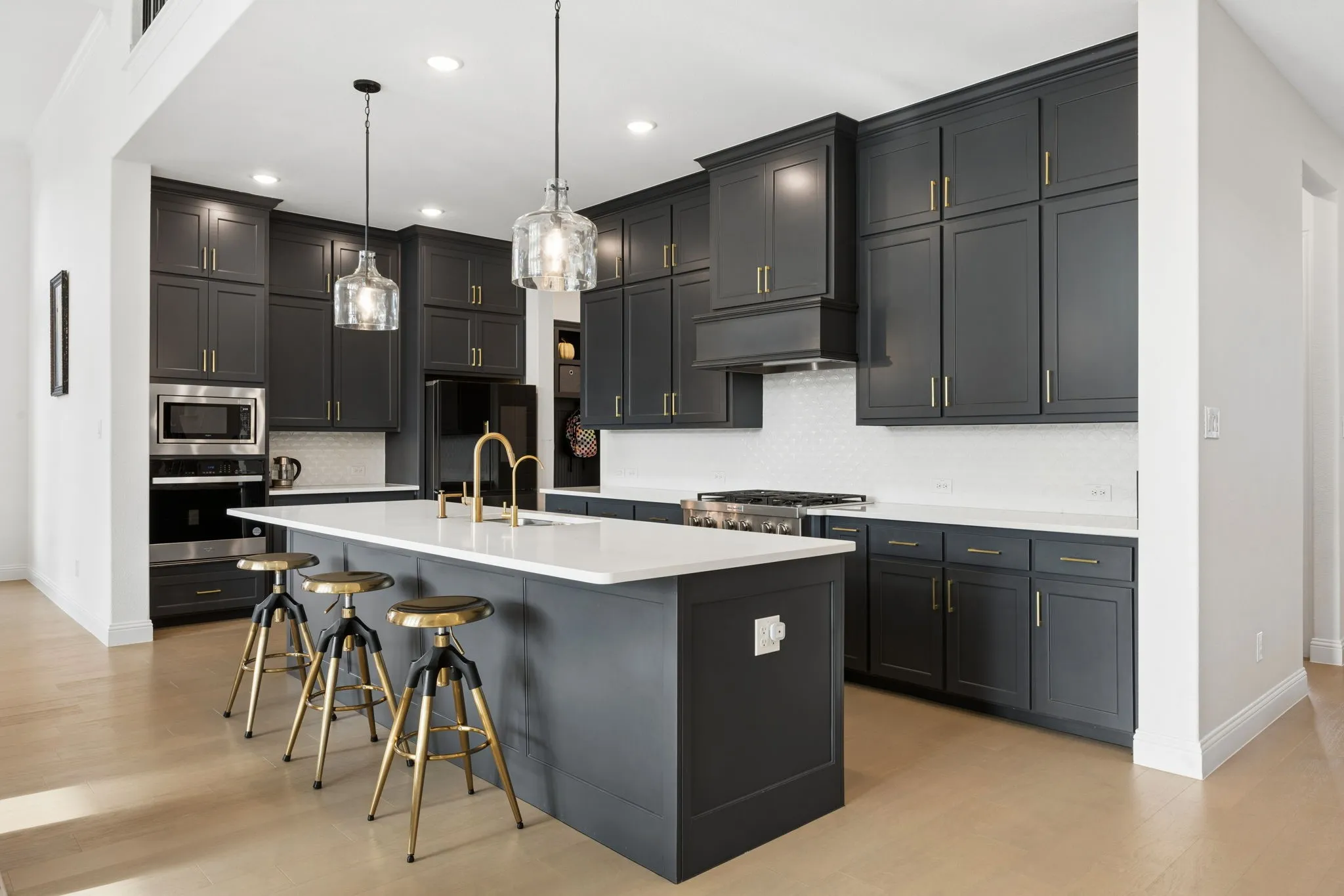 Single Family Residence For Sale in Collin County , 2944 Count Fleet Way, Celina, Texas 75009, 5 Bedroom, 5 Bathroom, 3 Garage spaces, 4,080 Sqft, built in 2023, mls#21285174, Real Estate Agent in Celina, Homes For Sale in Collin county, Homes For Sale in Celina, Realtor in Celina Texas, Real Estate Brokerage Independent Realty Texas, Luminita Cordes Realtor