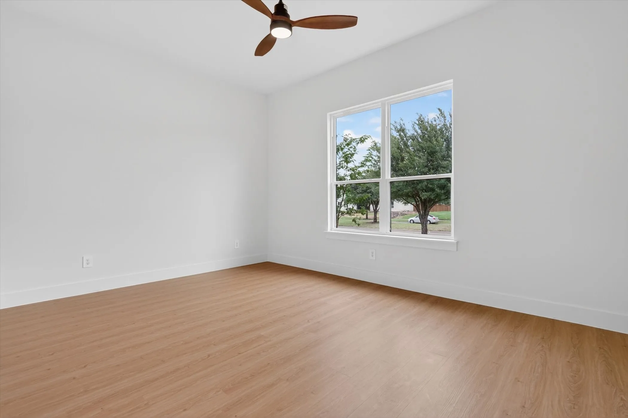 Single Family Residence For Sale in Kaufman County , 1009 Devonshire Drive S, Forney, Texas 75126, 5 Bedroom, 4 Bathroom, 3 Garage spaces, 3,391 Sqft, built in 2026, mls#21284071, Real Estate Agent in Forney, Homes For Sale in Kaufman county, Homes For Sale in Forney, Realtor in Forney Texas, Real Estate Brokerage Independent Realty Texas, Luminita Cordes Realtor