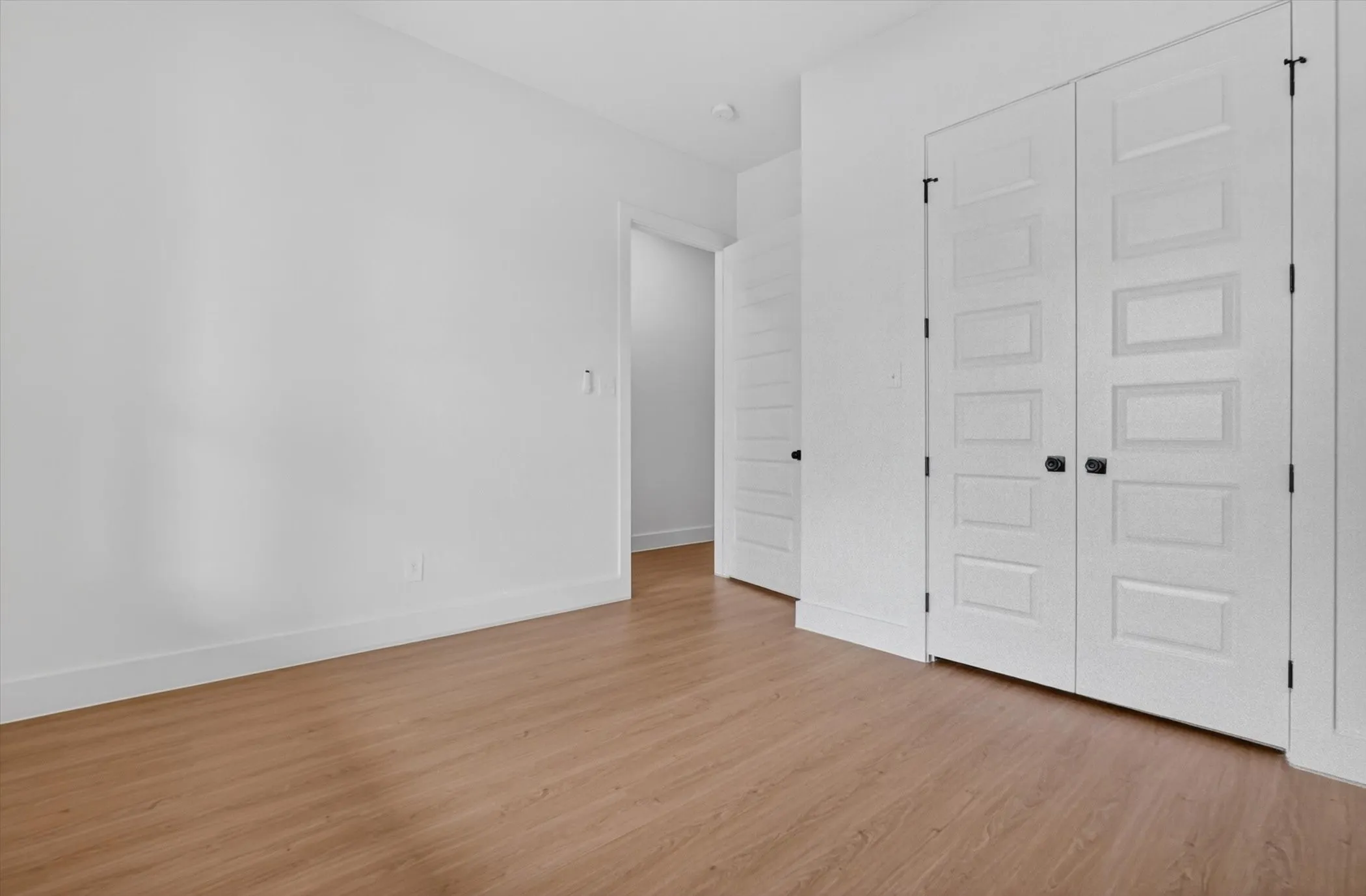 Single Family Residence For Sale in Kaufman County , 1009 Devonshire Drive S, Forney, Texas 75126, 5 Bedroom, 4 Bathroom, 3 Garage spaces, 3,391 Sqft, built in 2026, mls#21284071, Real Estate Agent in Forney, Homes For Sale in Kaufman county, Homes For Sale in Forney, Realtor in Forney Texas, Real Estate Brokerage Independent Realty Texas, Luminita Cordes Realtor