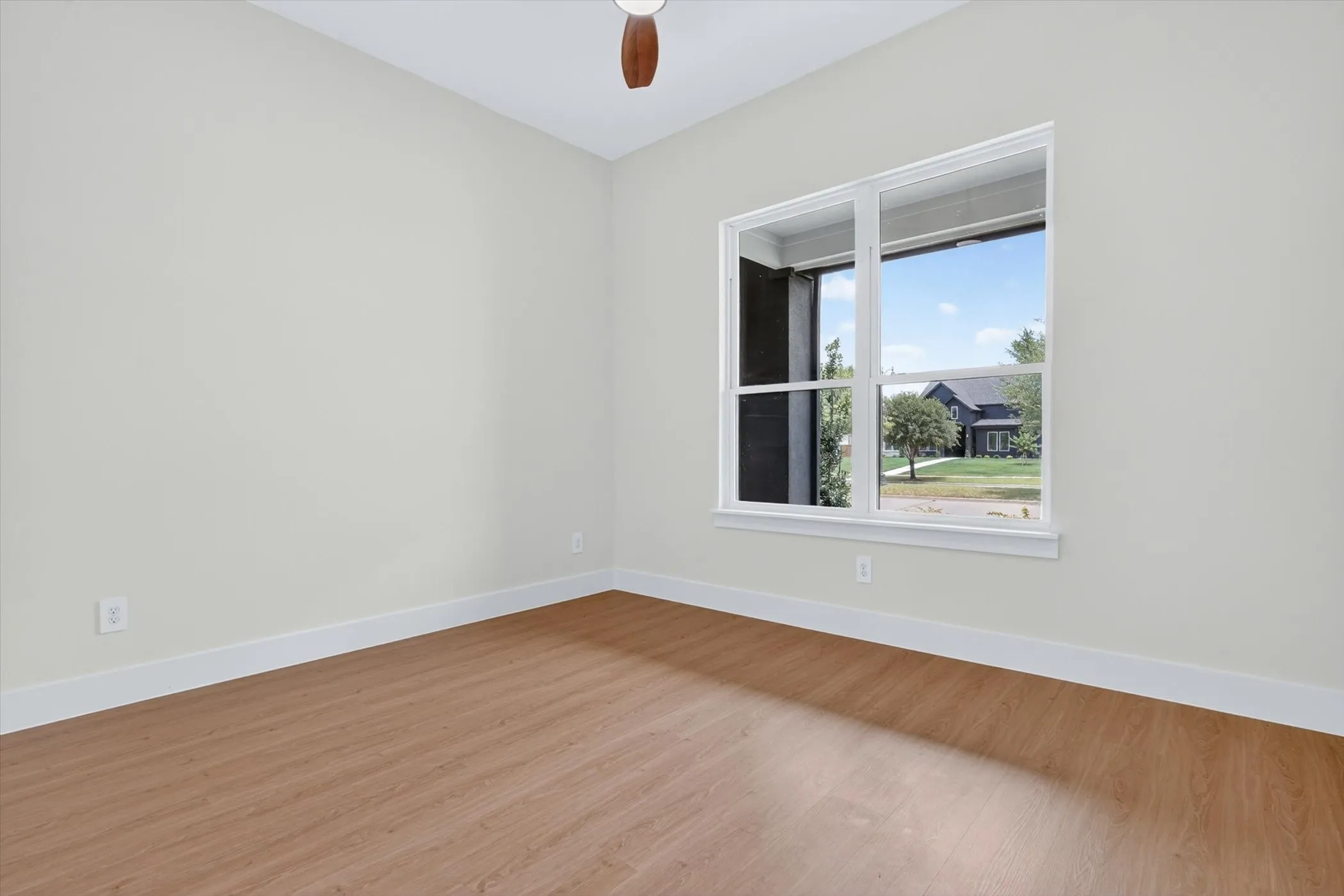 Single Family Residence For Sale in Kaufman County , 1009 Devonshire Drive S, Forney, Texas 75126, 5 Bedroom, 4 Bathroom, 3 Garage spaces, 3,391 Sqft, built in 2026, mls#21284071, Real Estate Agent in Forney, Homes For Sale in Kaufman county, Homes For Sale in Forney, Realtor in Forney Texas, Real Estate Brokerage Independent Realty Texas, Luminita Cordes Realtor