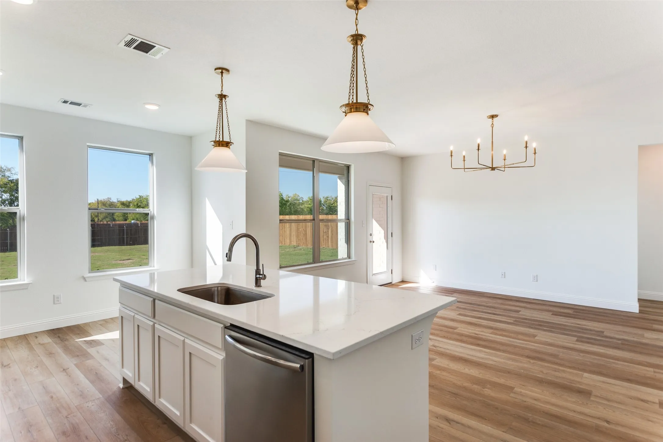 Single Family Residence For Sale in Denton County , 2716 Glasgow Way, Denton, Texas 76207, 3 Bedroom, 2 Bathroom, 2 Garage spaces, 1,738 Sqft, built in 2025, mls#21264918, Real Estate Agent in Denton, Homes For Sale in Denton county, Homes For Sale in Denton, Realtor in Denton Texas, Real Estate Brokerage Independent Realty Texas, Luminita Cordes Realtor