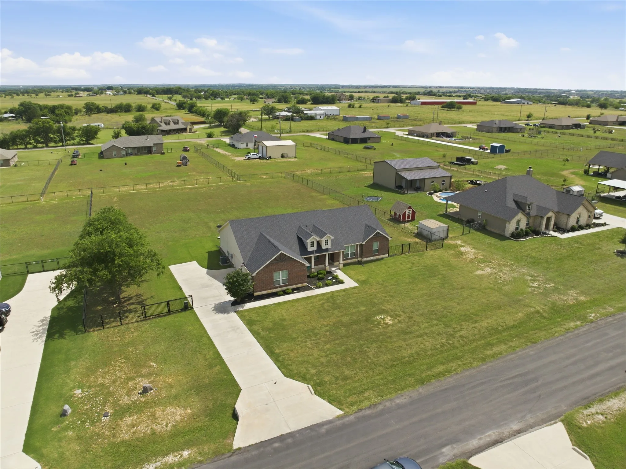 Single Family Residence For Sale in Johnson County , 6343 Rustic Edge Street, Godley, Texas 76044, 3 Bedroom, 2 Bathroom, 3 Garage spaces, 2,032 Sqft, built in 2020, mls#21284440, Real Estate Agent in Godley, Homes For Sale in Johnson county, Homes For Sale in Godley, Realtor in Godley Texas, Real Estate Brokerage Independent Realty Texas, Luminita Cordes Realtor