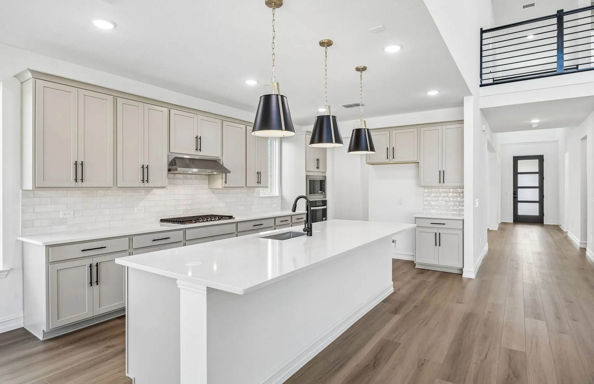 Beautiful pendent lighting in kitchen