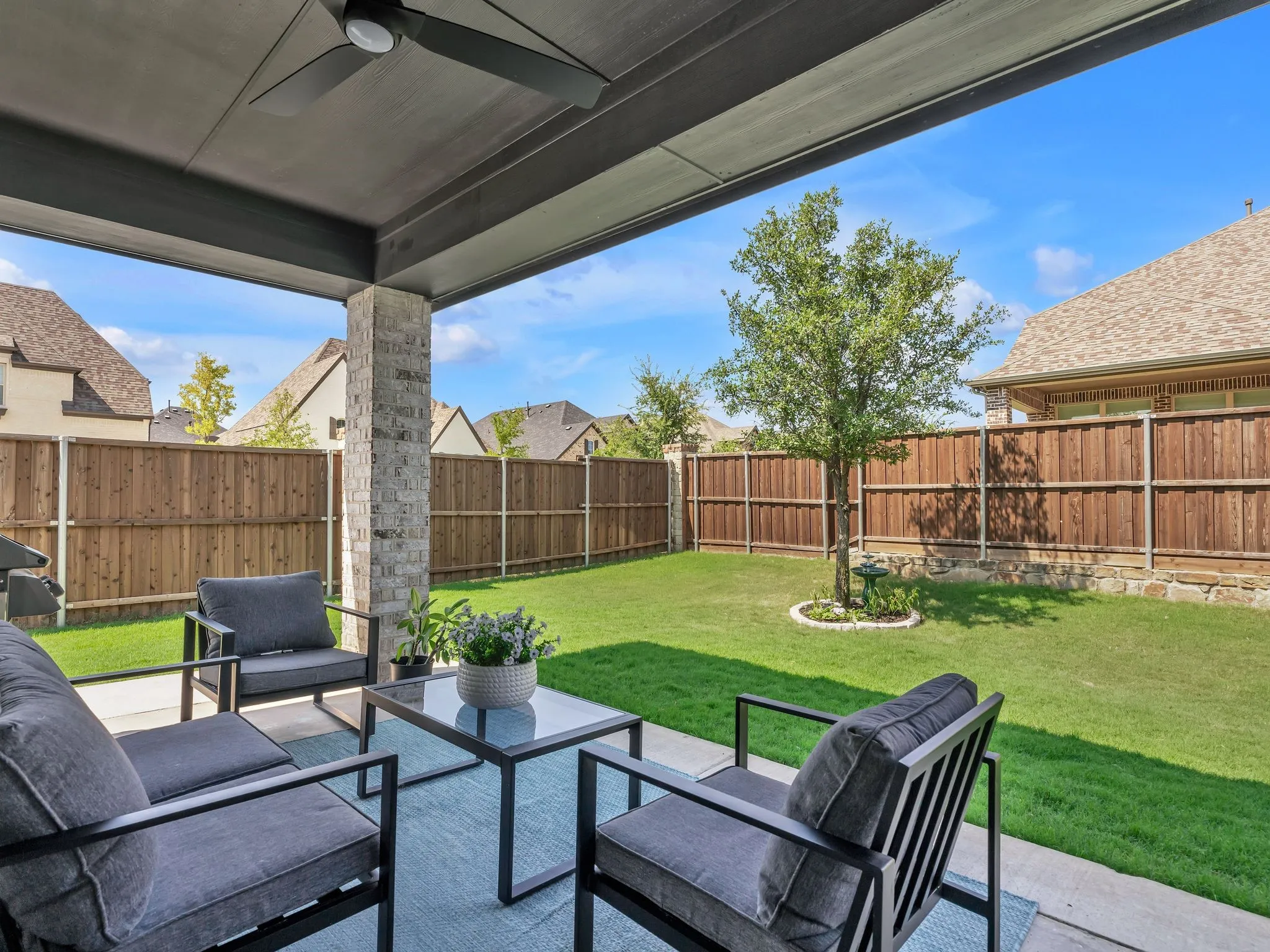 Single Family Residence For Sale in Collin County , 1041 Lone Grove Lane, Prosper, Texas 75078, 4 Bedroom, 3 Bathroom, 3 Garage spaces, 3,291 Sqft, built in 2020, mls#21285387, Real Estate Agent in Prosper, Homes For Sale in Collin county, Homes For Sale in Prosper, Realtor in Prosper Texas, Real Estate Brokerage Independent Realty Texas, Luminita Cordes Realtor