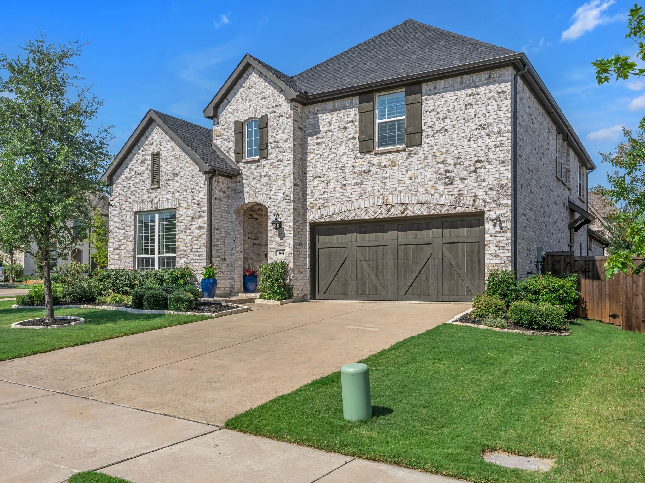 Single Family Residence For Sale in Collin County , 1041 Lone Grove Lane, Prosper, Texas 75078, 4 Bedroom, 3 Bathroom, 3 Garage spaces, 3,291 Sqft, built in 2020, mls#21285387, Real Estate Agent in Prosper, Homes For Sale in Collin county, Homes For Sale in Prosper, Realtor in Prosper Texas, Real Estate Brokerage Independent Realty Texas, Luminita Cordes Realtor