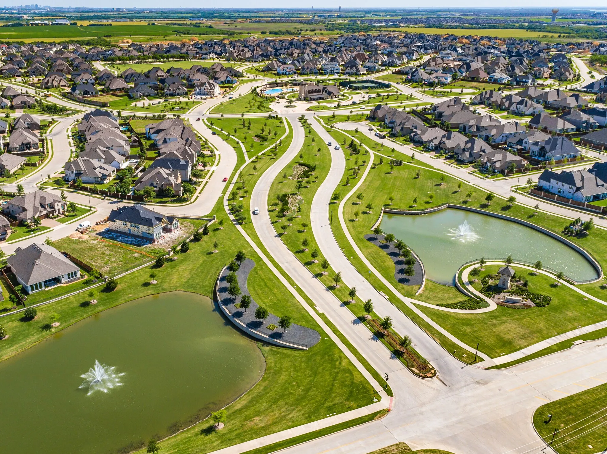 Single Family Residence For Sale in Collin County , 1041 Lone Grove Lane, Prosper, Texas 75078, 4 Bedroom, 3 Bathroom, 3 Garage spaces, 3,291 Sqft, built in 2020, mls#21285387, Real Estate Agent in Prosper, Homes For Sale in Collin county, Homes For Sale in Prosper, Realtor in Prosper Texas, Real Estate Brokerage Independent Realty Texas, Luminita Cordes Realtor