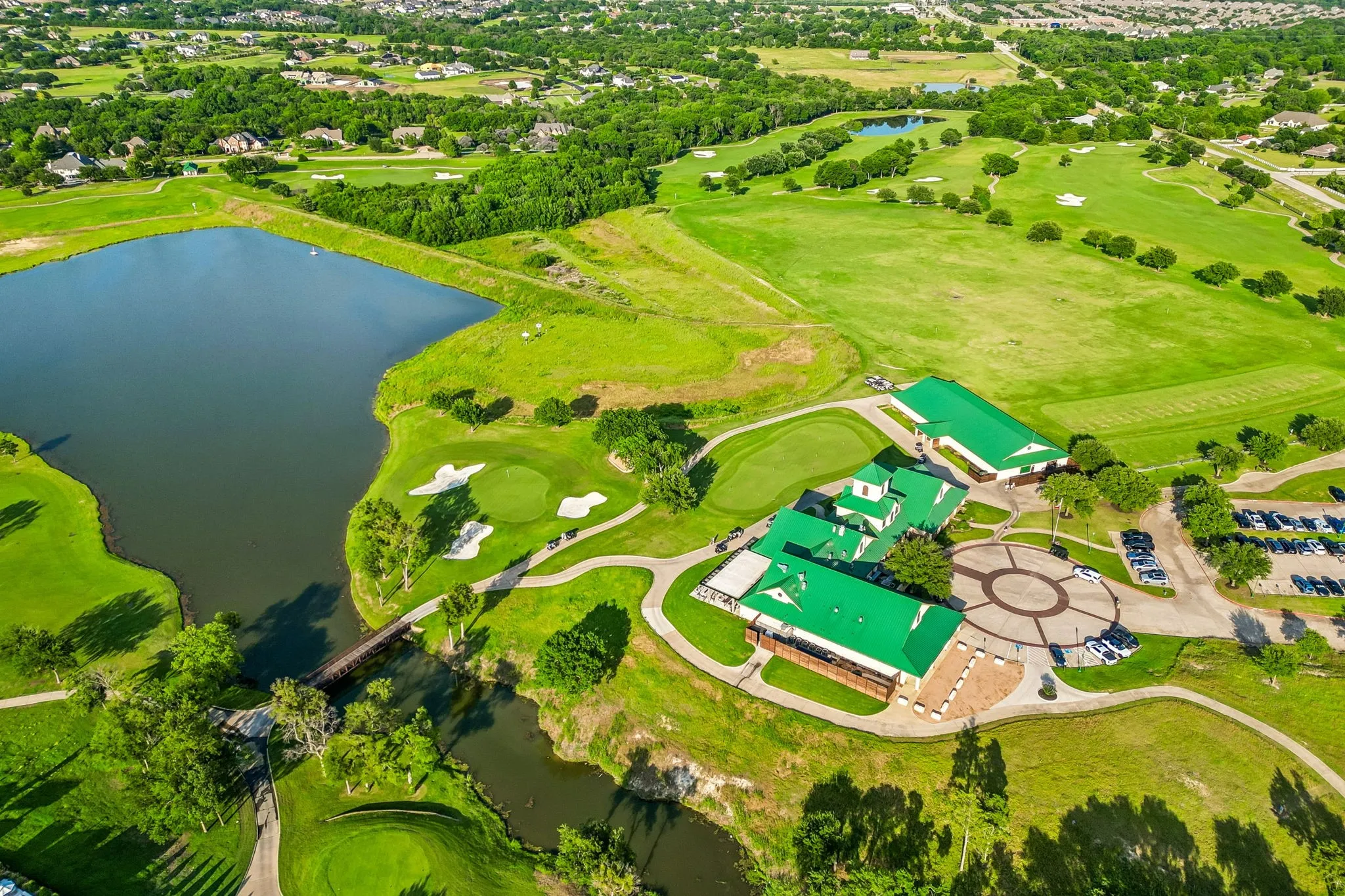 Single Family Residence For Sale in Collin County , 2870 Creekwood Lane, Prosper, Texas 75078, 4 Bedroom, 5 Bathroom, 3 Garage spaces, 4,675 Sqft, built in 2007, mls#21285038, Real Estate Agent in Prosper, Homes For Sale in Collin county, Homes For Sale in Prosper, Realtor in Prosper Texas, Real Estate Brokerage Independent Realty Texas, Luminita Cordes Realtor