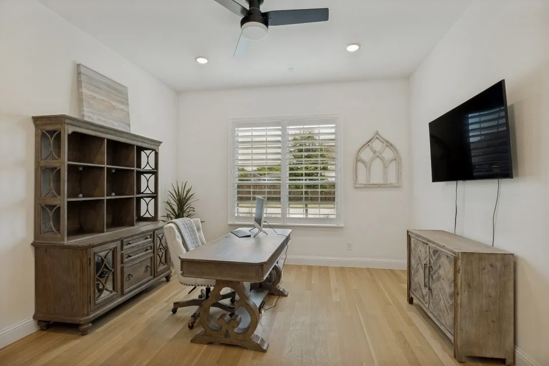 Single Family Residence For Sale in Collin County , 2511 Elaine Drive, Wylie, Texas 75098, 5 Bedroom, 5 Bathroom, 3 Garage spaces, 4,523 Sqft, built in 2022, mls#21266294, Real Estate Agent in Wylie, Homes For Sale in Collin county, Homes For Sale in Wylie, Realtor in Wylie Texas, Real Estate Brokerage Independent Realty Texas, Luminita Cordes Realtor