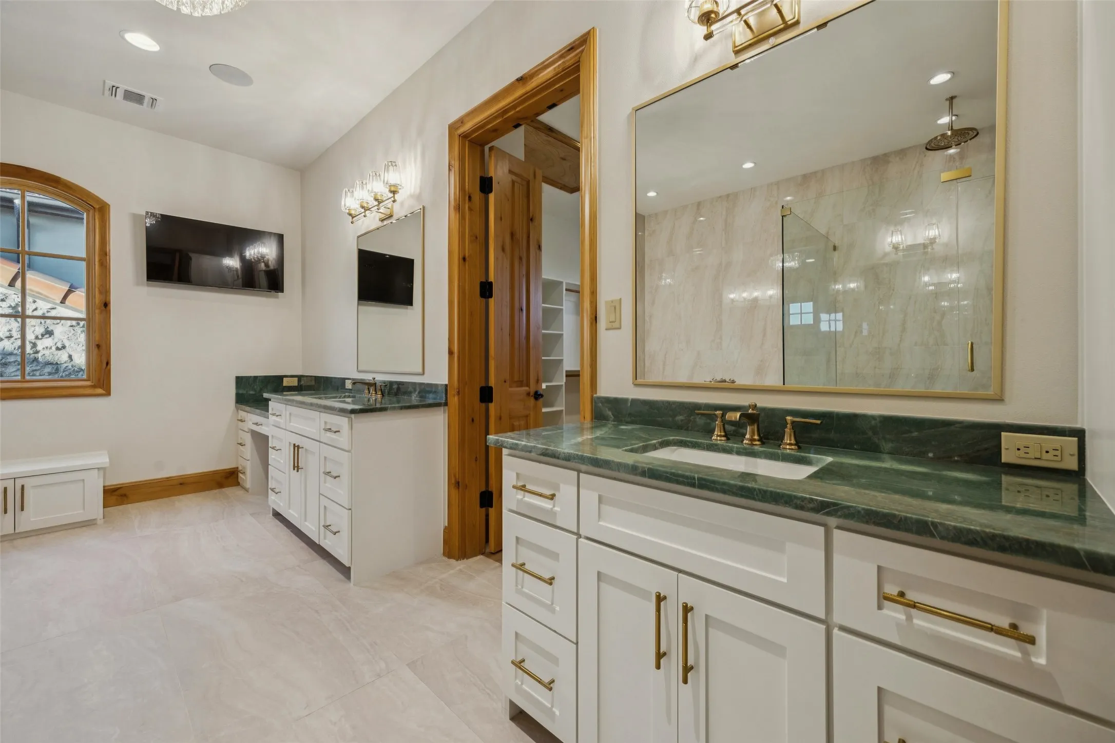 Single Family Residence For Sale in Tarrant County , 16 Catalonia Drive, Westlake, Texas 76262, 4 Bedroom, 5 Bathroom, 3 Garage spaces, 4,090 Sqft, built in 2025, mls#21285311, Real Estate Agent in Westlake, Homes For Sale in Tarrant county, Homes For Sale in Westlake, Realtor in Westlake Texas, Real Estate Brokerage Independent Realty Texas, Luminita Cordes Realtor