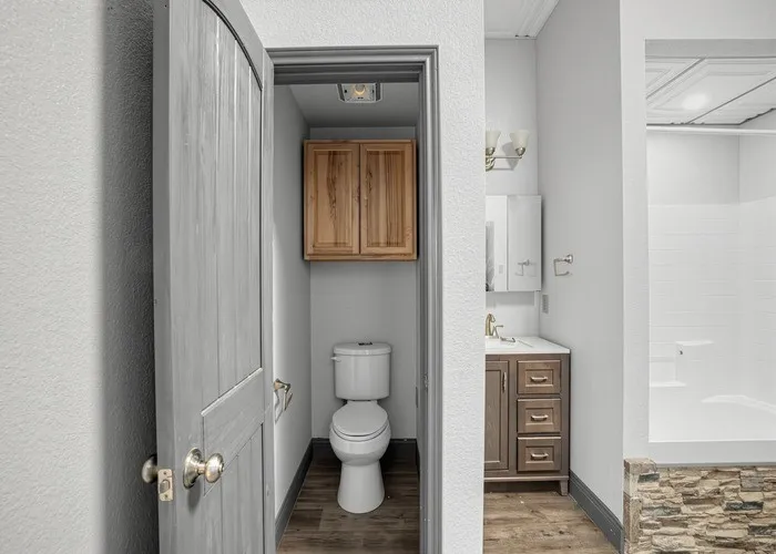Single Family Residence For Sale in Grayson County , 1264 BALLARD Road, Van Alstyne, Texas 75495, 3 Bedroom, 4 Bathroom, 5 Garage spaces, 3,550 Sqft, built in 2017, mls#21285410, Real Estate Agent in Van Alstyne, Homes For Sale in Grayson county, Homes For Sale in Van Alstyne, Realtor in Van Alstyne Texas, Real Estate Brokerage Independent Realty Texas, Luminita Cordes Realtor