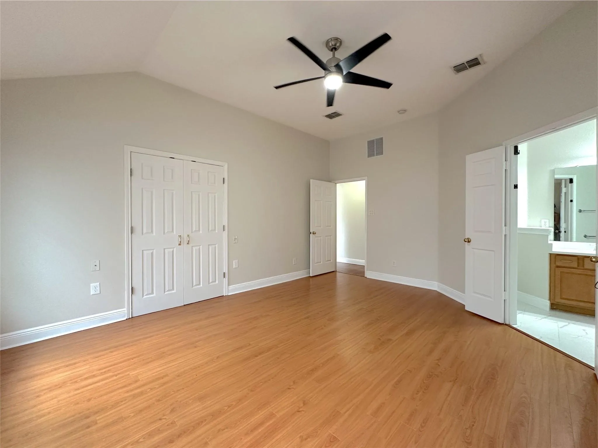 Single Family Residence For Rent in Collin County , 1579 Poets Way, Allen, Texas 75002, 4 Bedrooms, 2 Bathrooms, 2 Garage spaces, 2,684 Sqft, built in 2005, Price $2,900, mls#21285449, Real Estate Agent in Allen, Homes For Rent in Collin county, Homes For Rent in Allen, Realtor in Allen Texas, Real Estate Brokerage Independent Realty Texas, Luminita Cordes Realtor