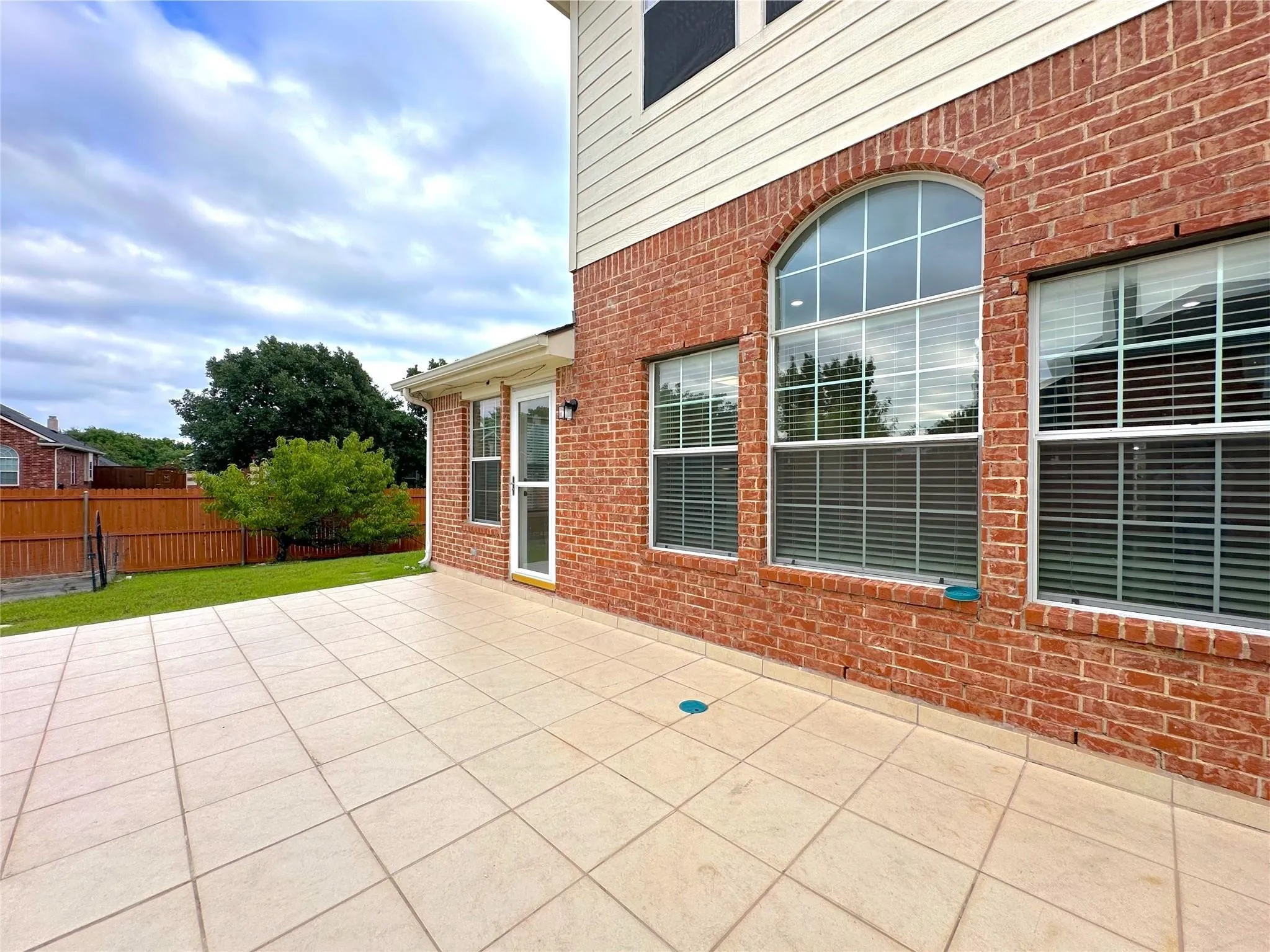 Single Family Residence For Rent in Collin County , 1579 Poets Way, Allen, Texas 75002, 4 Bedrooms, 2 Bathrooms, 2 Garage spaces, 2,684 Sqft, built in 2005, Price $2,900, mls#21285449, Real Estate Agent in Allen, Homes For Rent in Collin county, Homes For Rent in Allen, Realtor in Allen Texas, Real Estate Brokerage Independent Realty Texas, Luminita Cordes Realtor