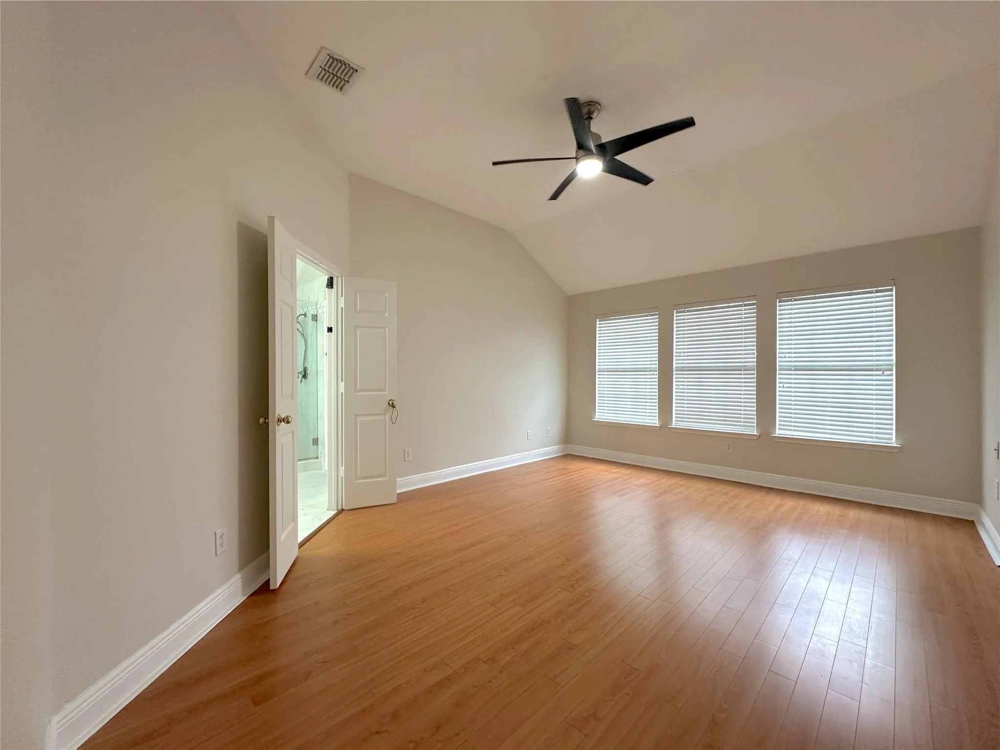 Single Family Residence For Rent in Collin County , 1579 Poets Way, Allen, Texas 75002, 4 Bedrooms, 2 Bathrooms, 2 Garage spaces, 2,684 Sqft, built in 2005, Price $2,900, mls#21285449, Real Estate Agent in Allen, Homes For Rent in Collin county, Homes For Rent in Allen, Realtor in Allen Texas, Real Estate Brokerage Independent Realty Texas, Luminita Cordes Realtor