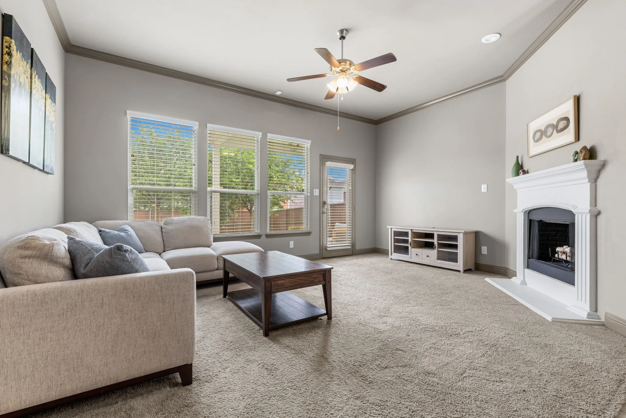 Single Family Residence For Sale in Dallas County , 3711 Sistine Mews, Dallas, Texas 75236, 3 Bedrooms, 2 Bathrooms, 2 Garage spaces, 1,747 Sqft, built in 2018, Price $399,999, mls#21285354, Real Estate Agent in Dallas, Homes For Sale in Dallas county, Homes For Sale in Dallas, Realtor in Dallas Texas, Real Estate Brokerage Independent Realty Texas, Luminita Cordes Realtor