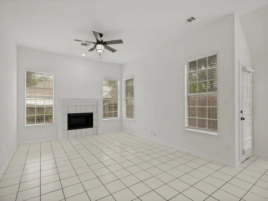 Single Family Residence For Sale in Collin County , 2028 Ravenhurst Drive, Allen, Texas 75013, 4 Bedroom, 2 Bathroom, 2 Garage spaces, 2,030 Sqft, built in 1996, mls#21282428, Real Estate Agent in Allen, Homes For Sale in Collin county, Homes For Sale in Allen, Realtor in Allen Texas, Real Estate Brokerage Independent Realty Texas, Luminita Cordes Realtor